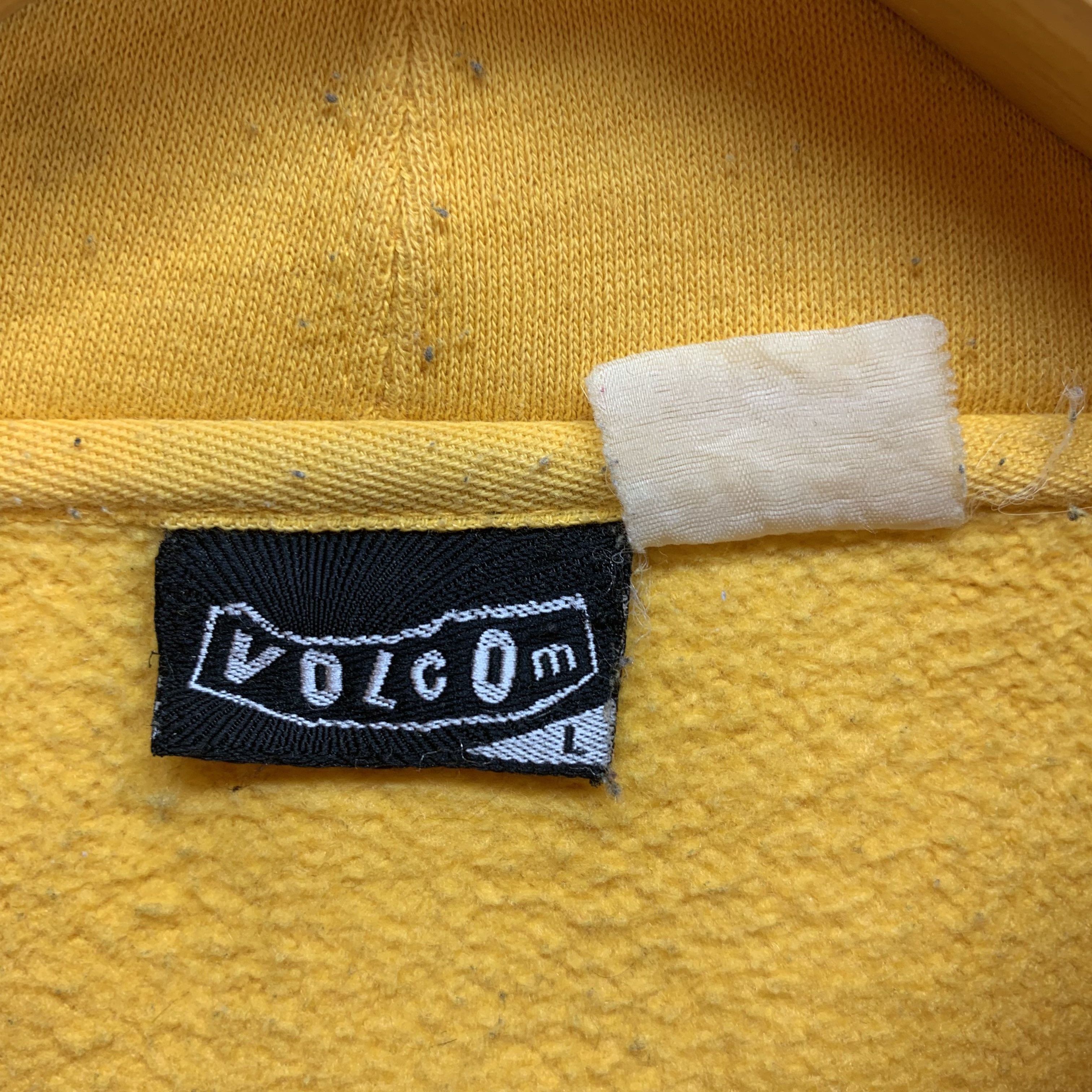 Volcom Vintage Volcom Pullover Yellow Hoodies #3341-120 Size US L / EU 52-54 / 3 - 7 Thumbnail