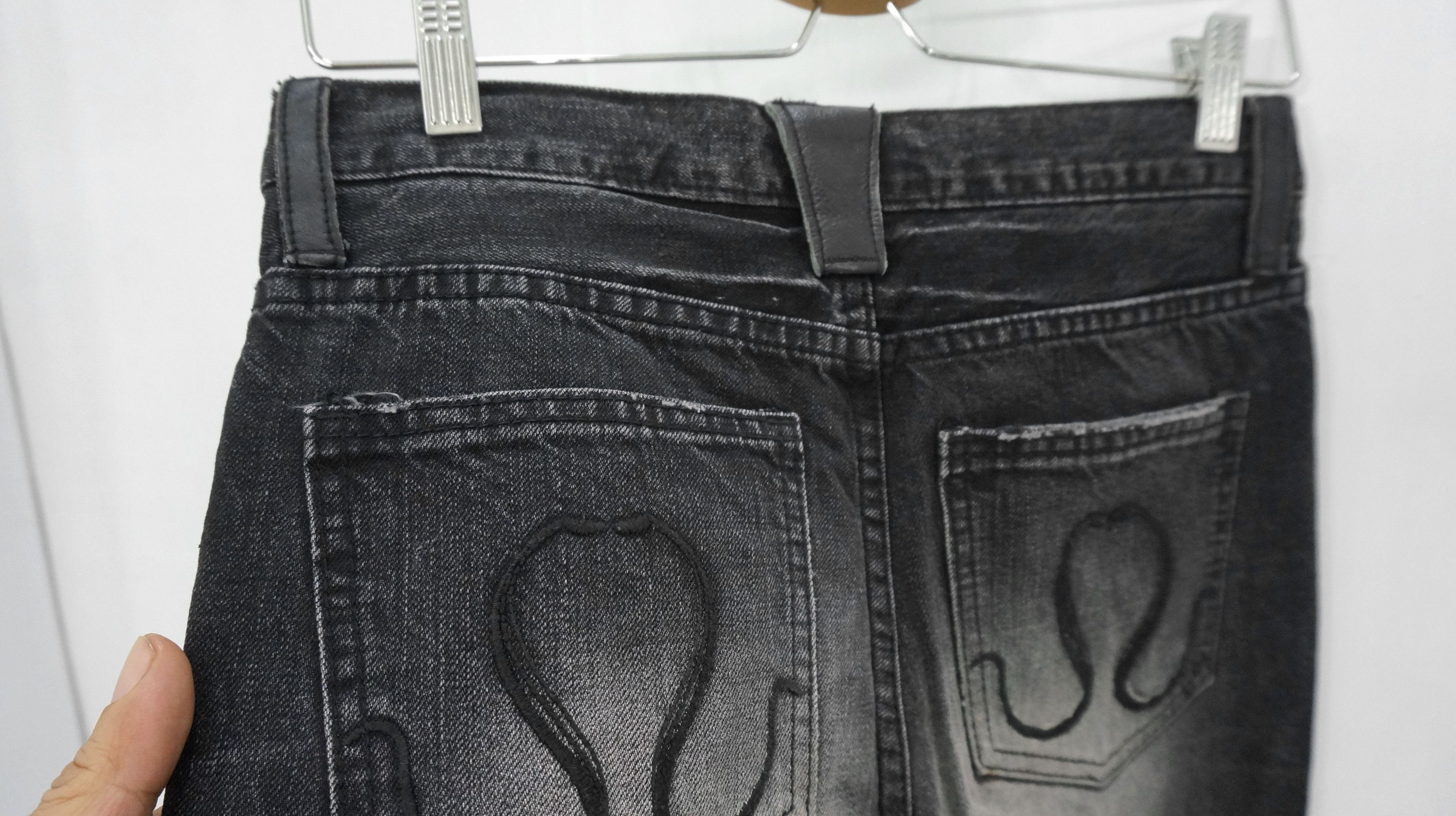 CIVARIZE × Japanese Brand VTG FLARE🔥 CIVARIZE Japan Distressed Tribal Claw Mark Jeans Size US 29 - 10 Thumbnail