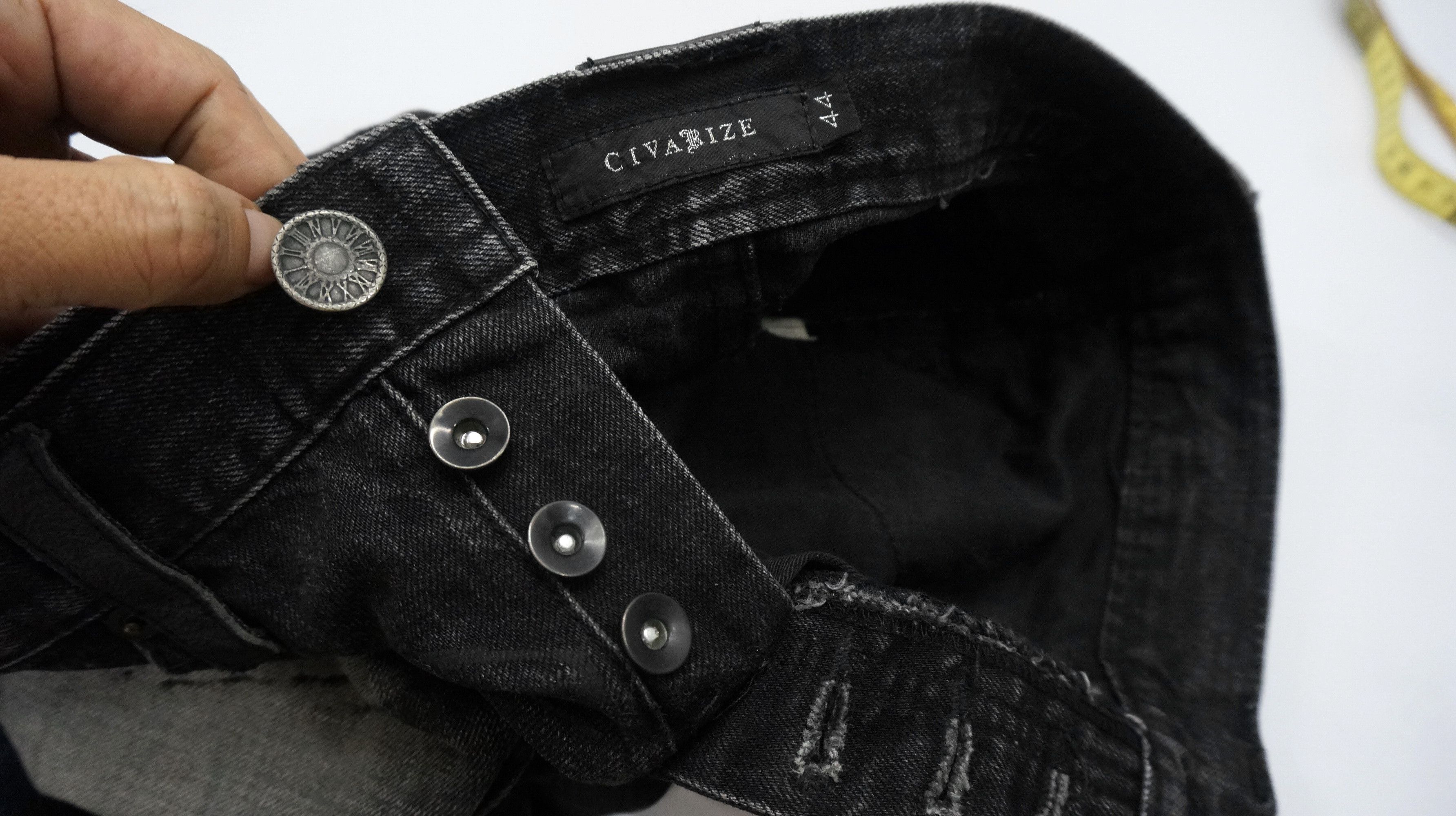 CIVARIZE × Japanese Brand VTG FLARE🔥 CIVARIZE Japan Distressed Tribal Claw Mark Jeans Size US 29 - 17 Thumbnail