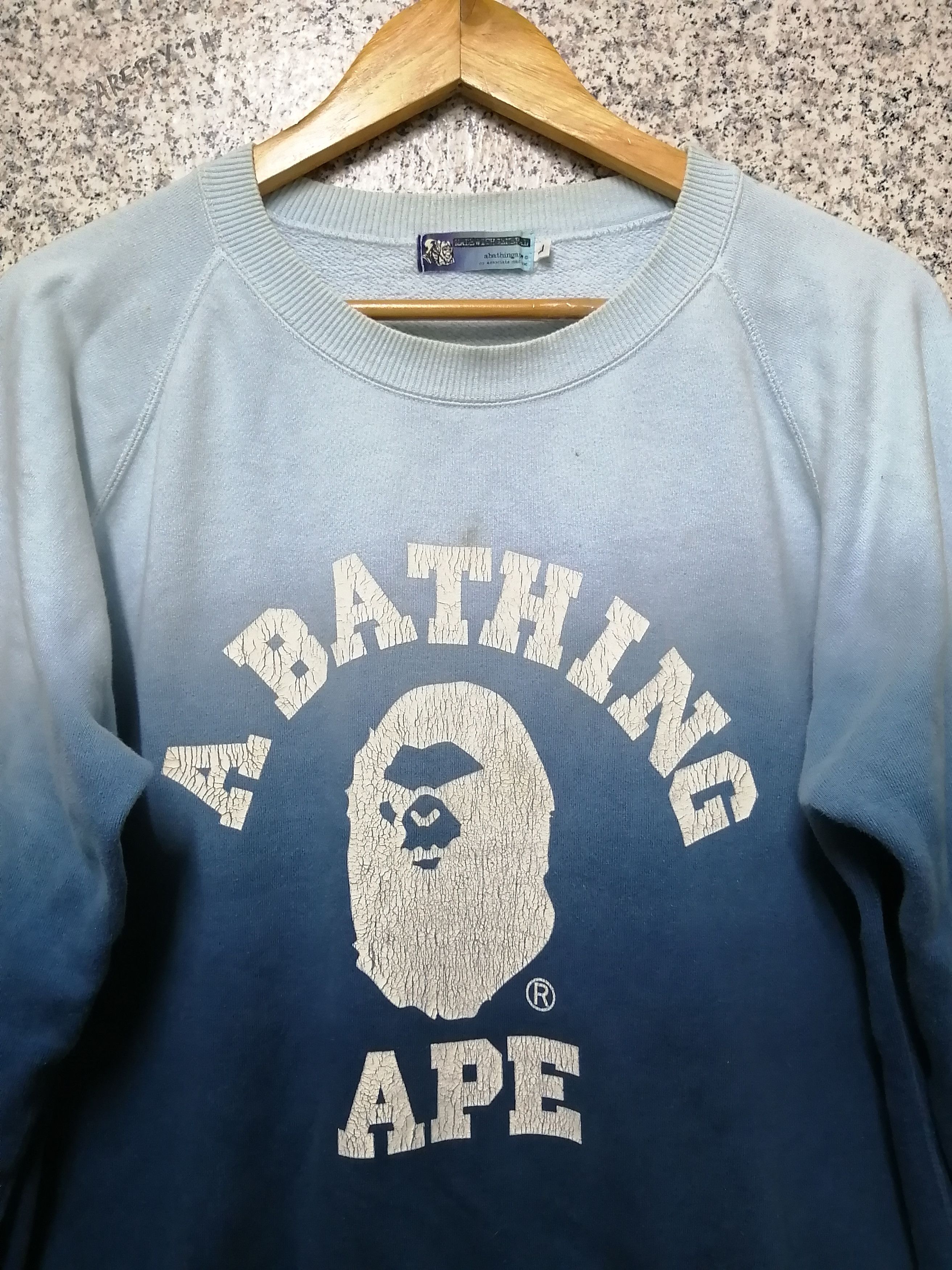 Bape × Vintage GRADIENT COLLEGE CREWNECK Size US L / EU 52-54 / 3 - 3 Thumbnail