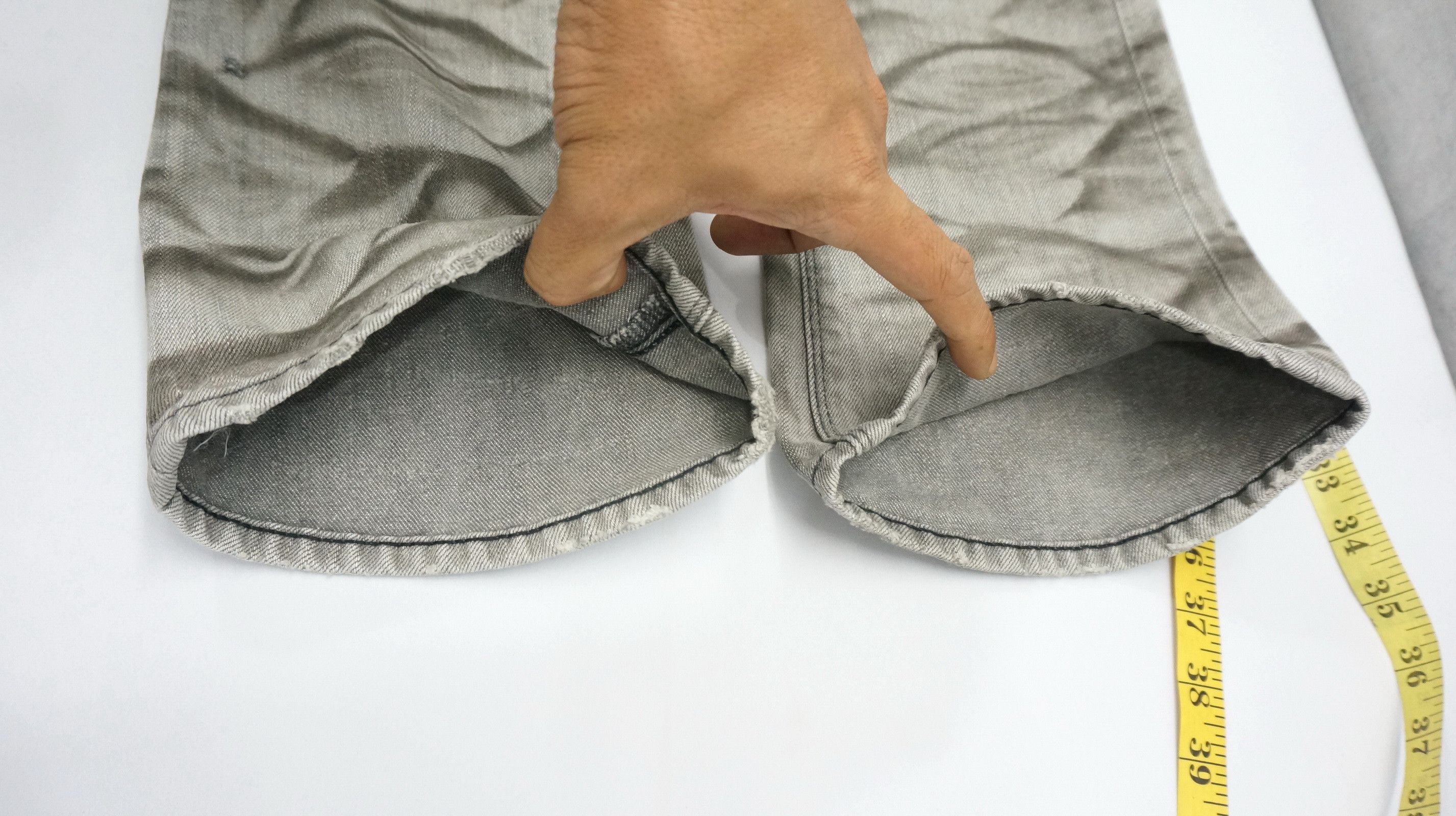 GOSTAR DE FUGA Vintage FUGA Smokey Distressed Lowrise Flared Denim Size US 29 - 19 Thumbnail