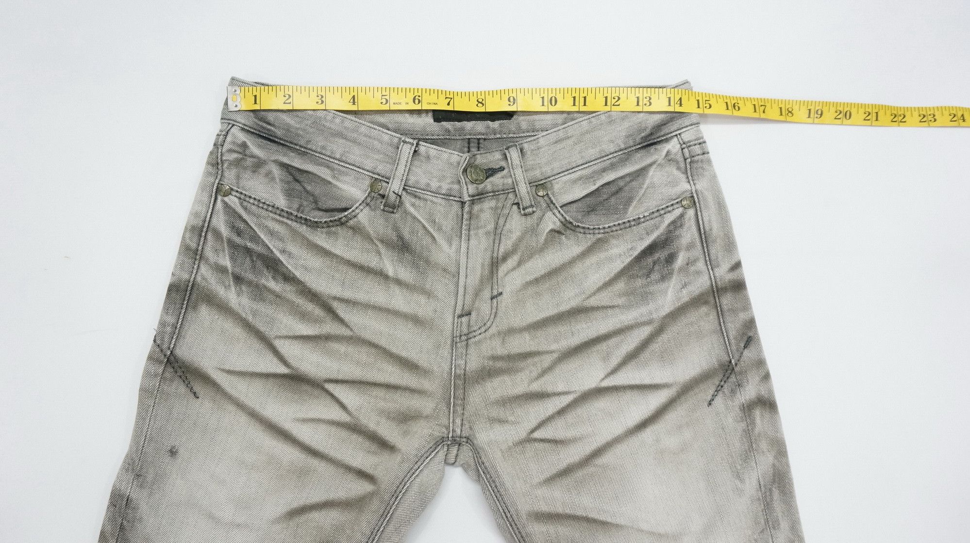 GOSTAR DE FUGA Vintage FUGA Smokey Distressed Lowrise Flared Denim Size US 29 - 11 Thumbnail