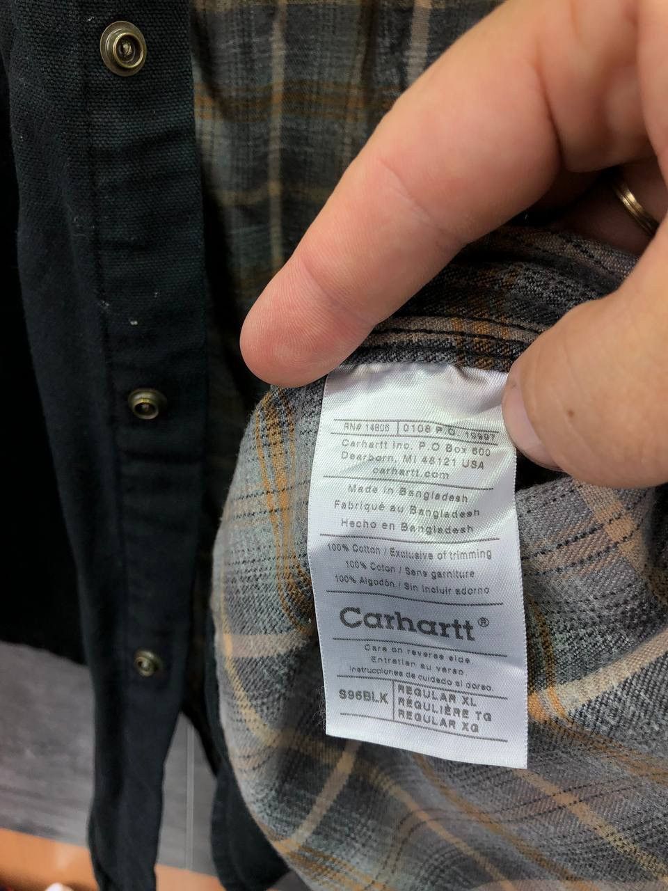 Carhartt Mens Vintage Carhartt Black Plaid Canvas Overshirt Jacket Size US XL / EU 56 / 4 - 11 Thumbnail