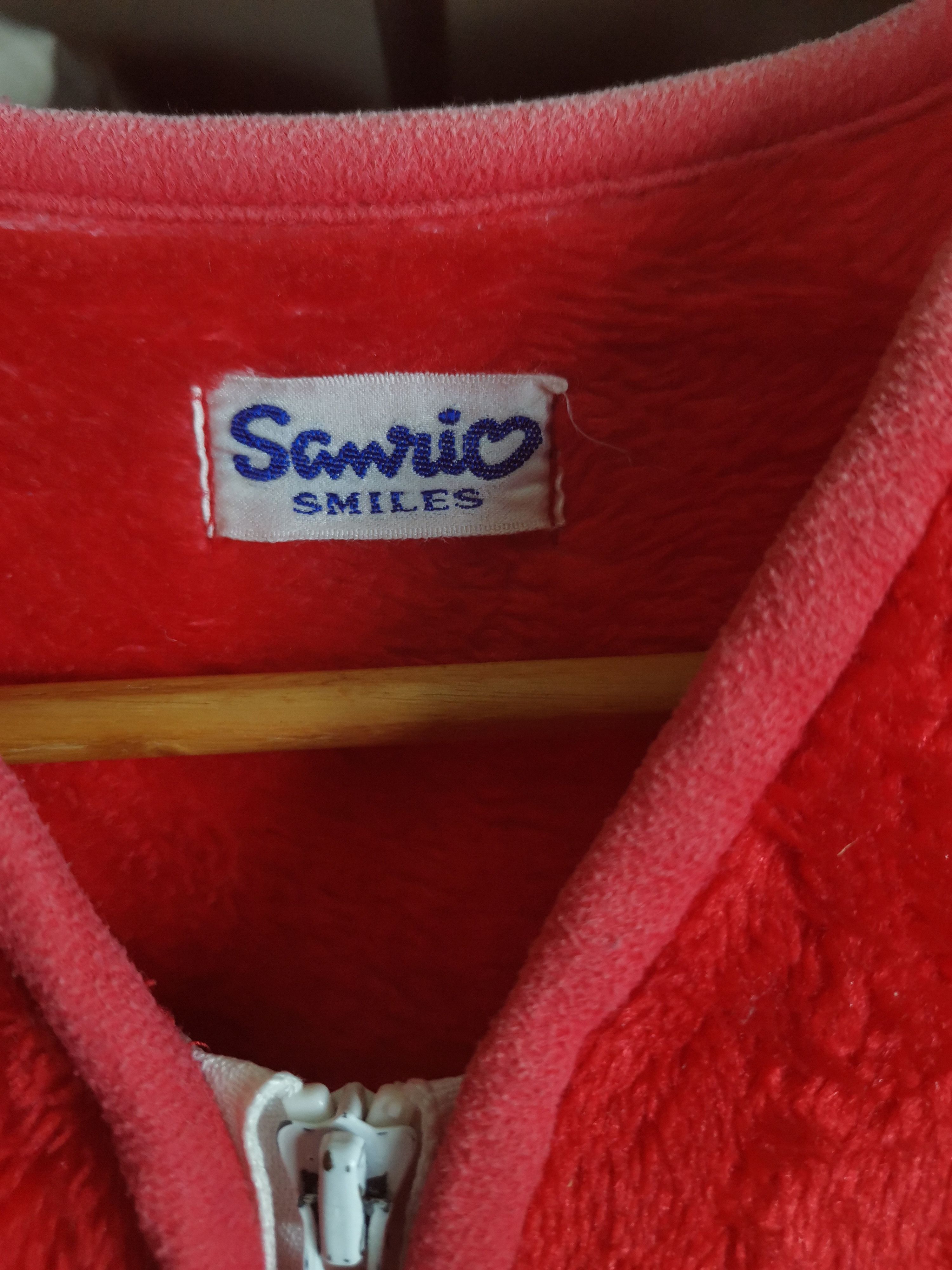 Japanese Brand HELLO KITTY Fleece Vest Sweater Big Logo 1976 Sanrio Co Ltd. Size US M / EU 48-50 / 2 - 5 Thumbnail