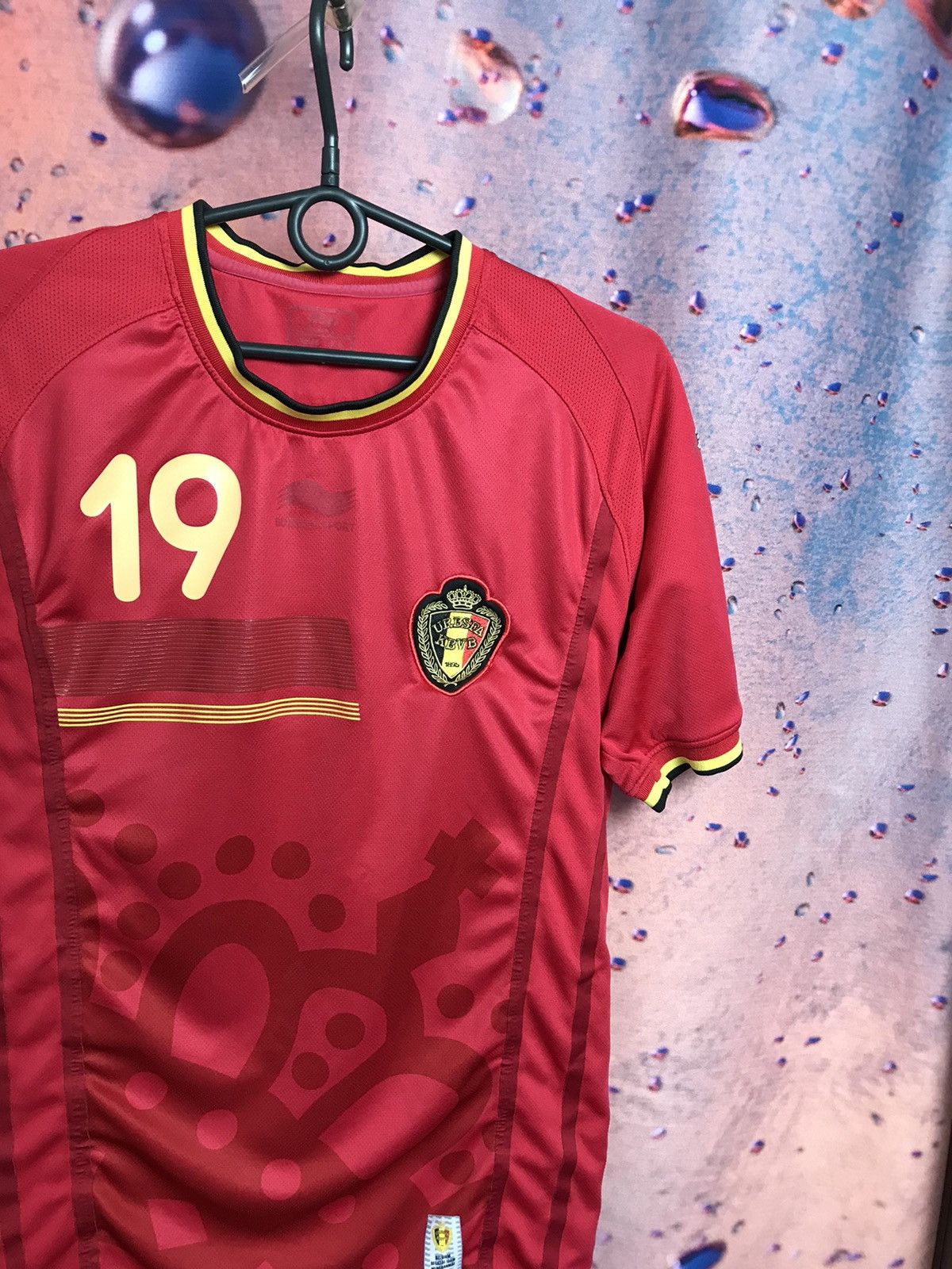 Vintage 2014/2015 Belgium Dembele Burrda home soccer jersey Size US S / EU 44-46 / 1 - 2 Thumbnail