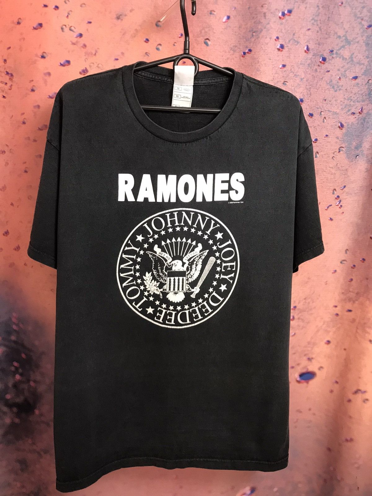 Band Tees Vintage Ramones band rock tee Size US XL / EU 56 / 4 - 2 Thumbnail