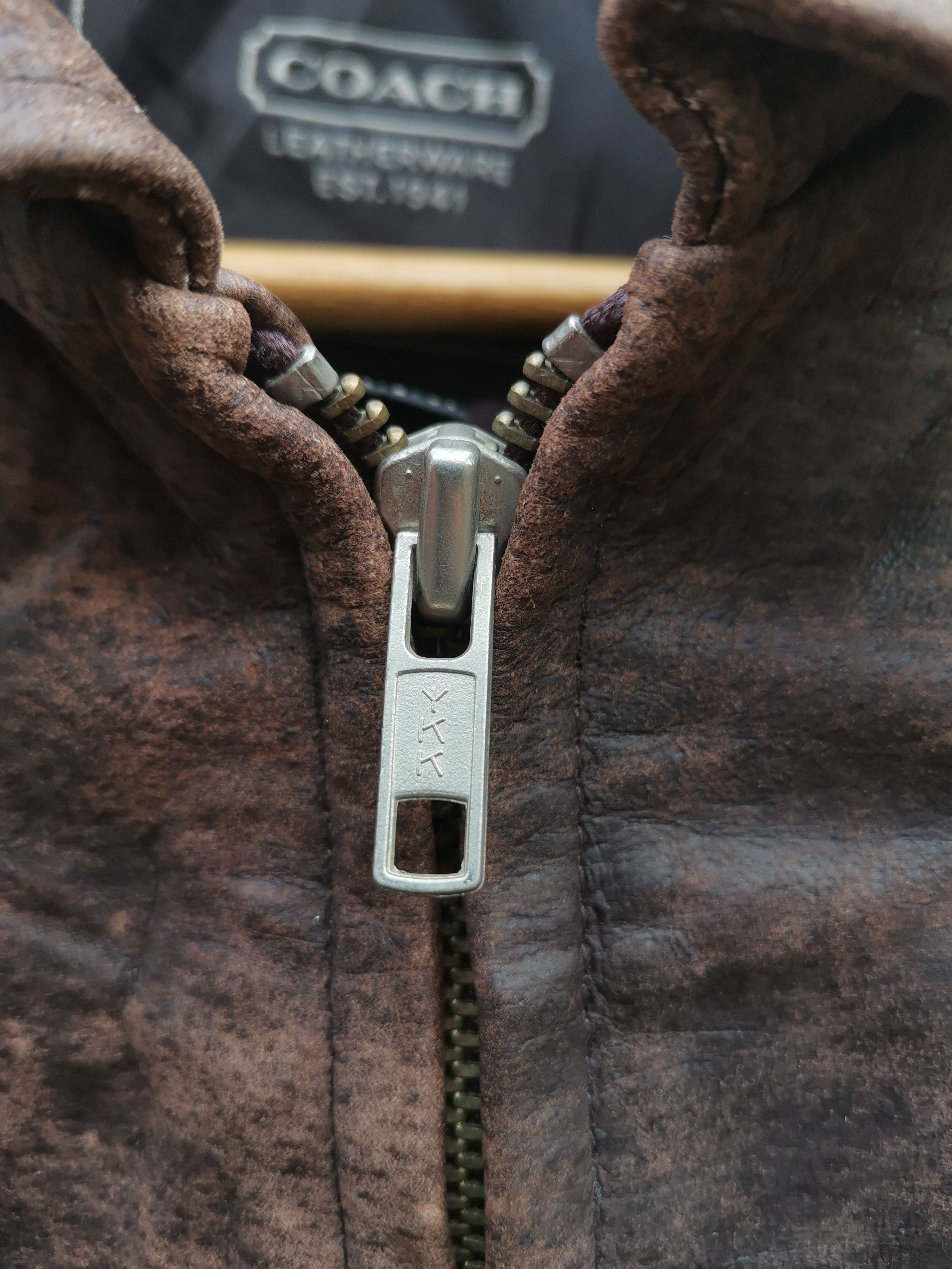 Coach Coach Leather Jacket Brown Distressed Size US M / EU 48-50 / 2 - 2 Thumbnail
