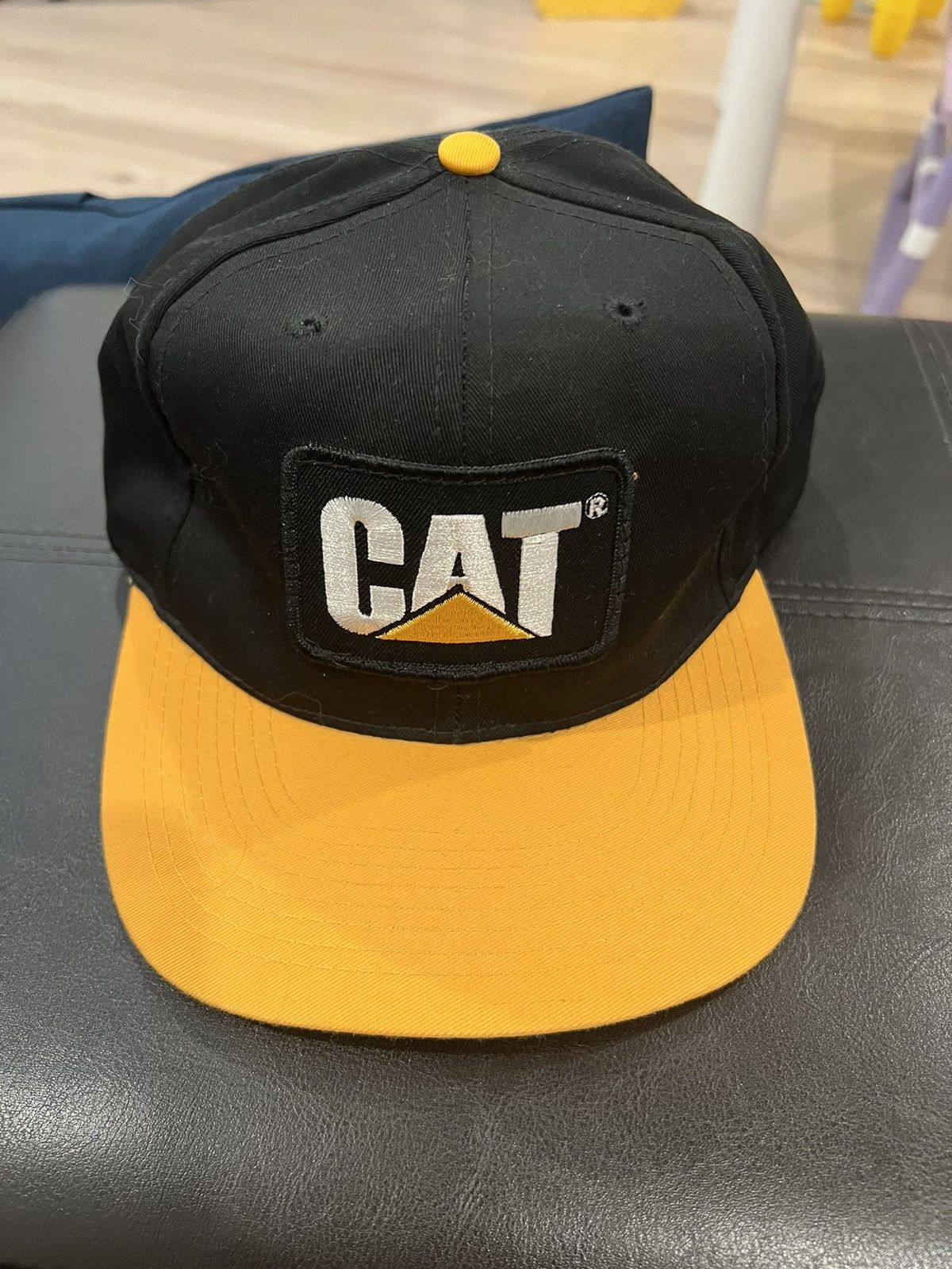 Vintage Vintage CAT Caterpillar Hat Cap Black Yellow Snapback Adj Size ONE SIZE - 2 Thumbnail