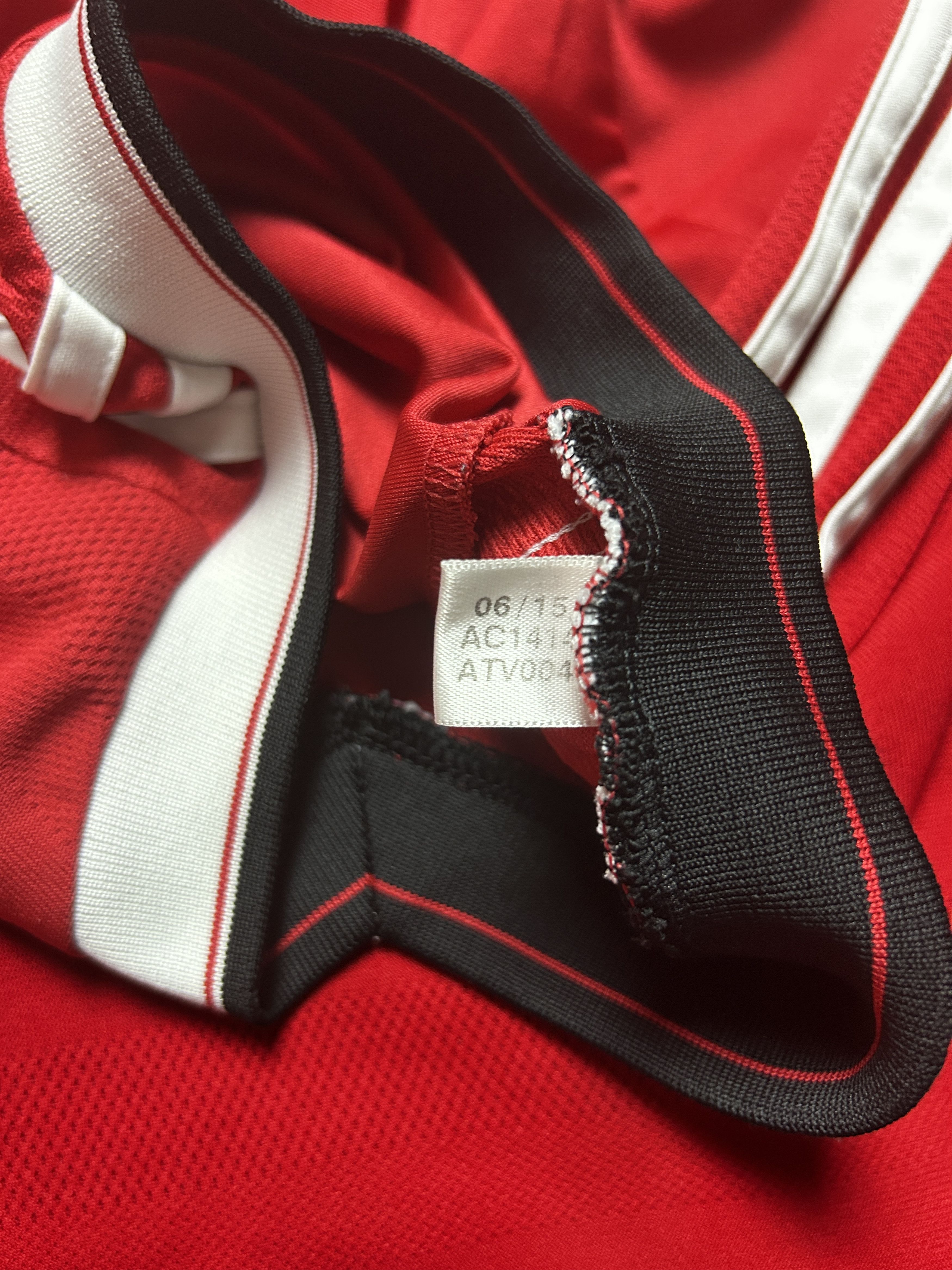 Adidas Adidas Manchester United 2015 Soccer Jersey Size US M / EU 48-50 / 2 - 5 Thumbnail