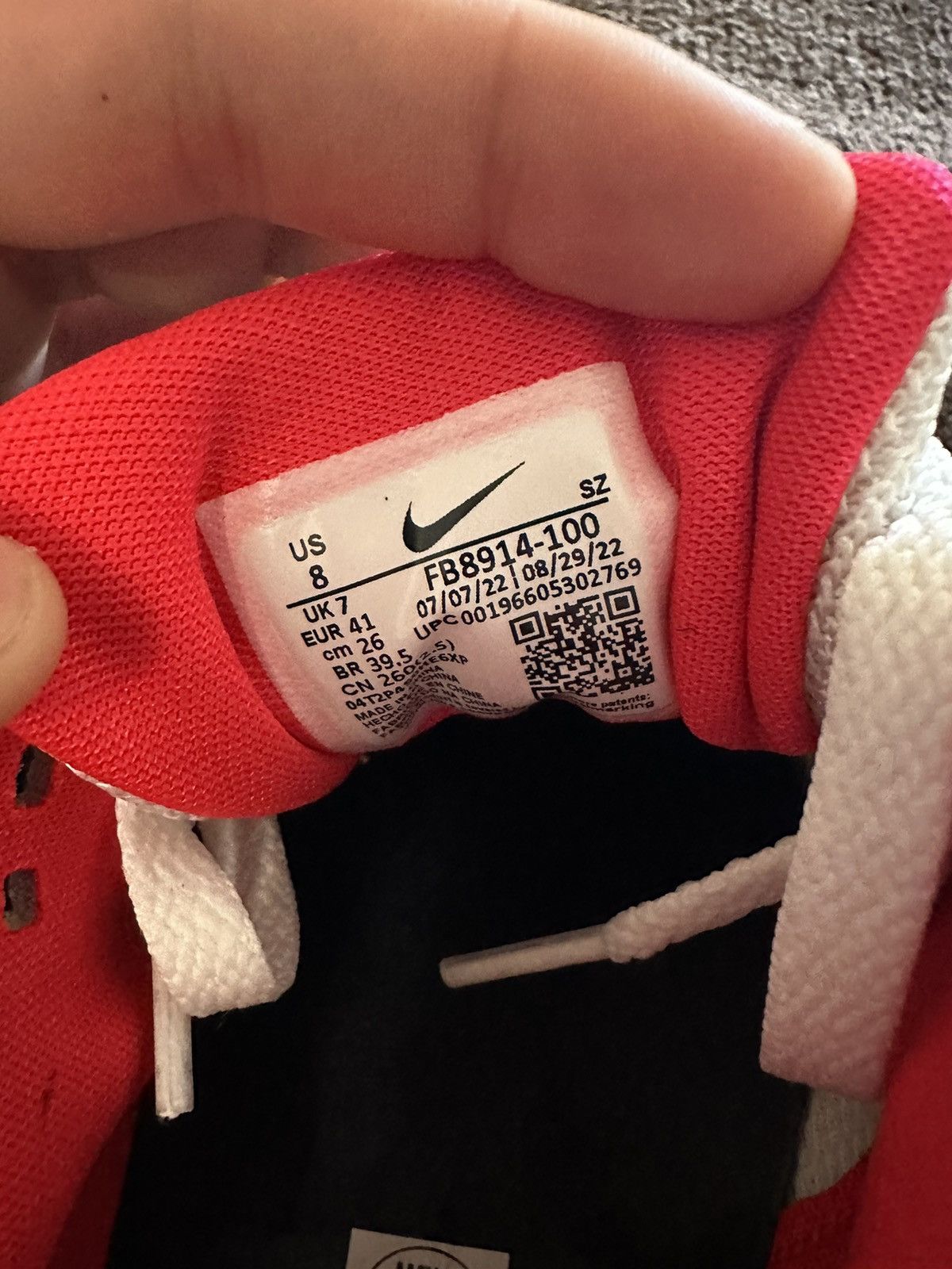 Nike “LeBron James Liverpool F.C.” Air Max 1 Size US 8 / EU 41 - 6 Thumbnail