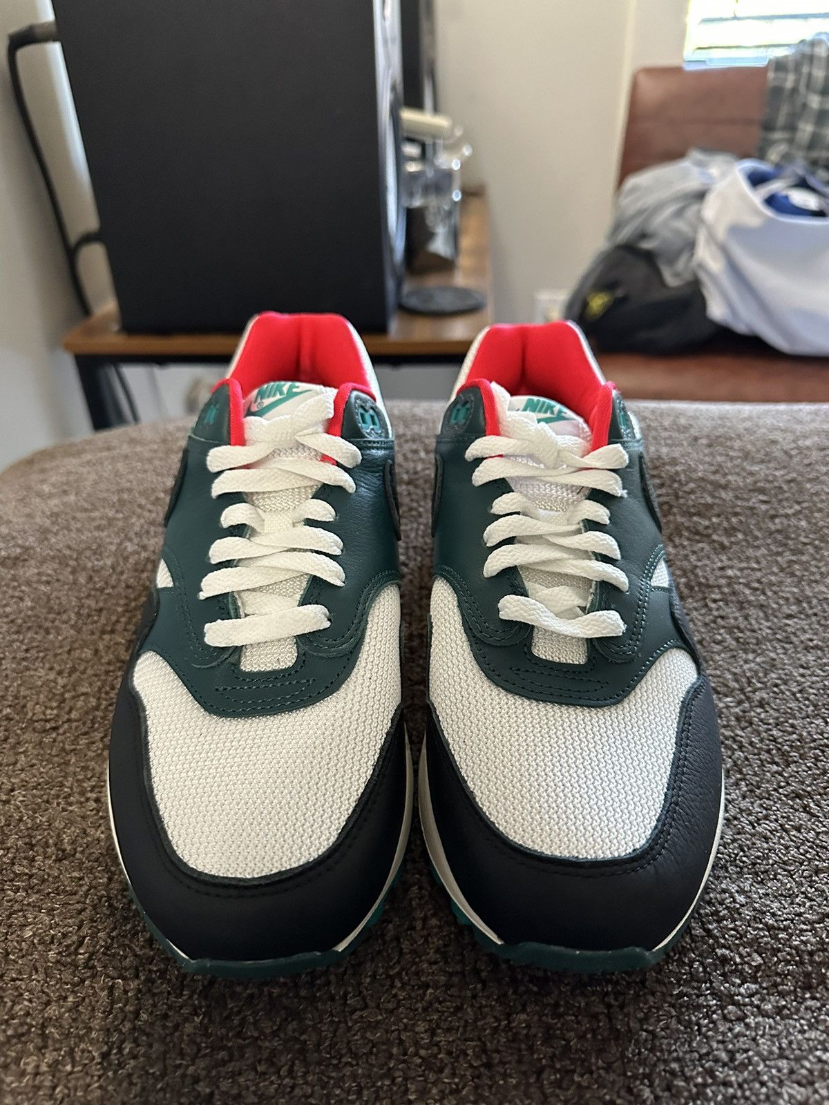 Nike “LeBron James Liverpool F.C.” Air Max 1 Size US 8 / EU 41 - 3 Thumbnail