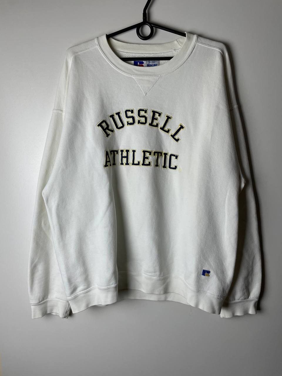 Russell Athletic Russell Athletic 90s vintage sweatshirt size L Size US L / EU 52-54 / 3 - 1 Thumbnail