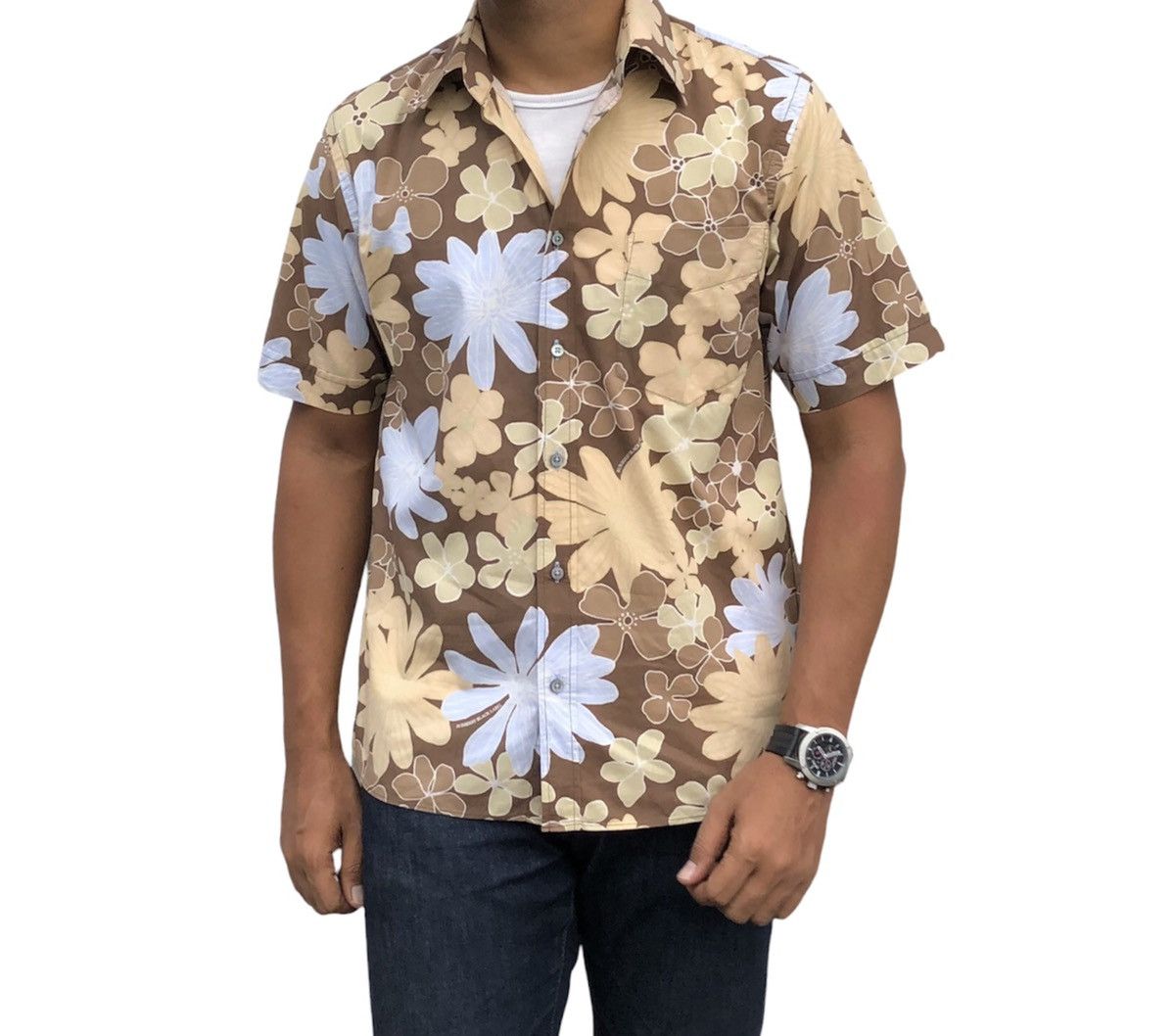 image of Burberry Hawaii Flora Short Sleeves Shirt in Brown, Men's (Size Small)