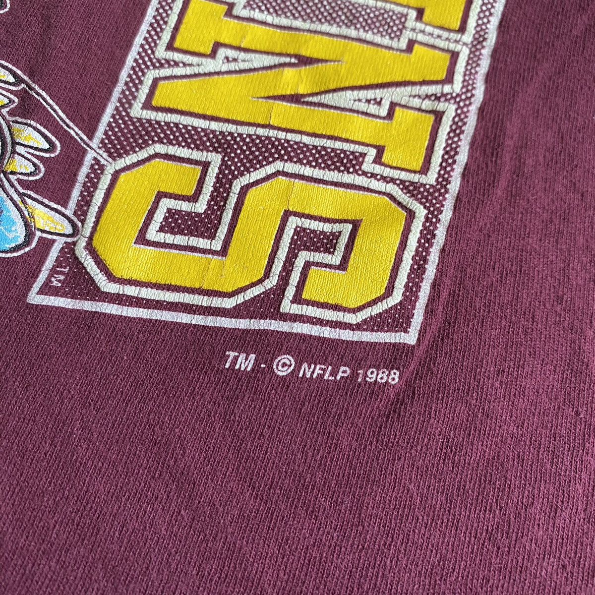 NFL Vintage 80s Washington Redskins Charge Graphic Logo T Shirt Size US M / EU 48-50 / 2 - 5 Thumbnail