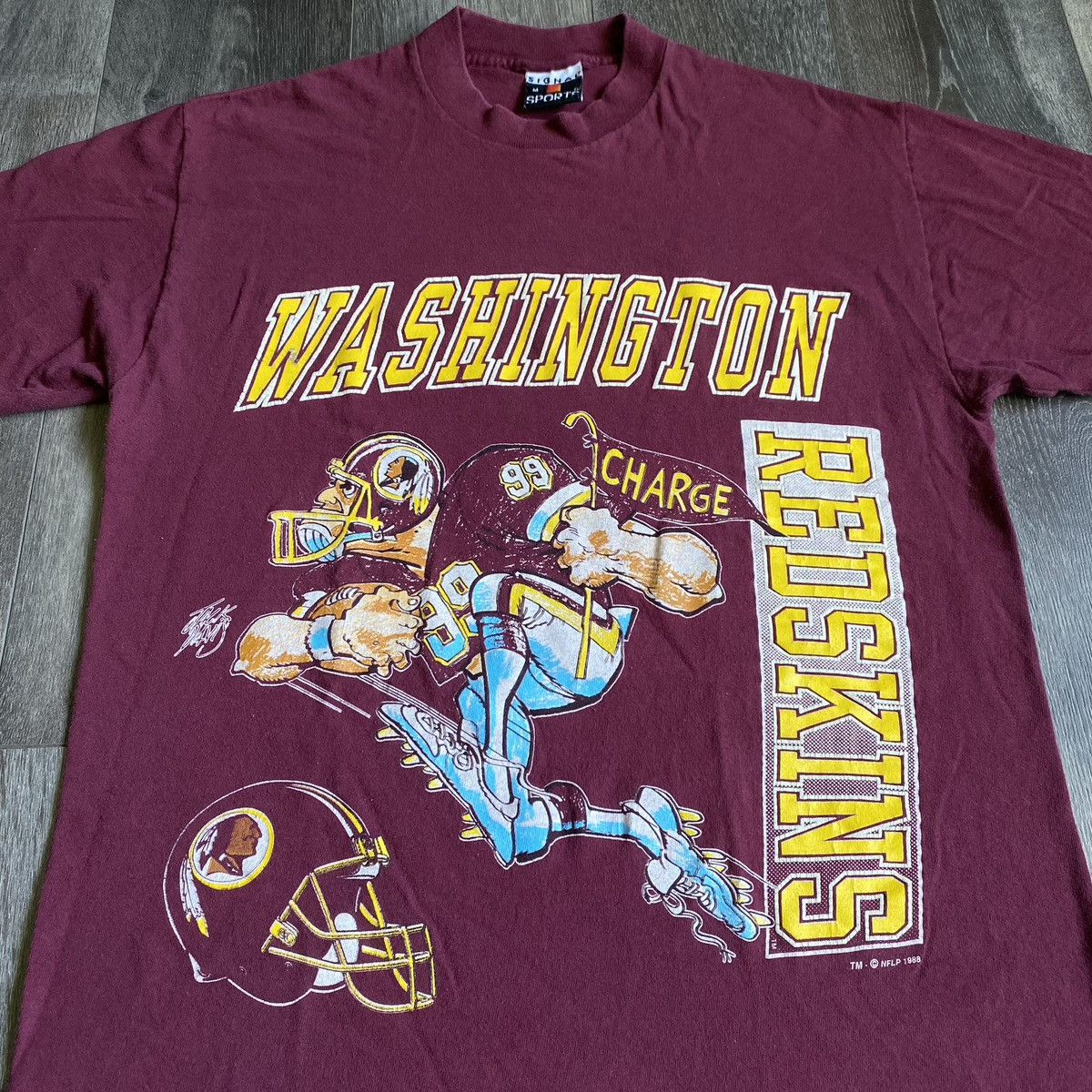NFL Vintage 80s Washington Redskins Charge Graphic Logo T Shirt Size US M / EU 48-50 / 2 - 2 Thumbnail
