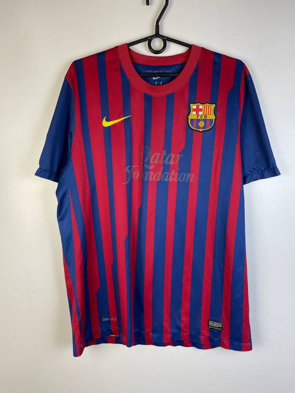Vintage Barcelona Nike vintage t-shirt size L Size US XL / EU 56 / 4 - 1 Thumbnail