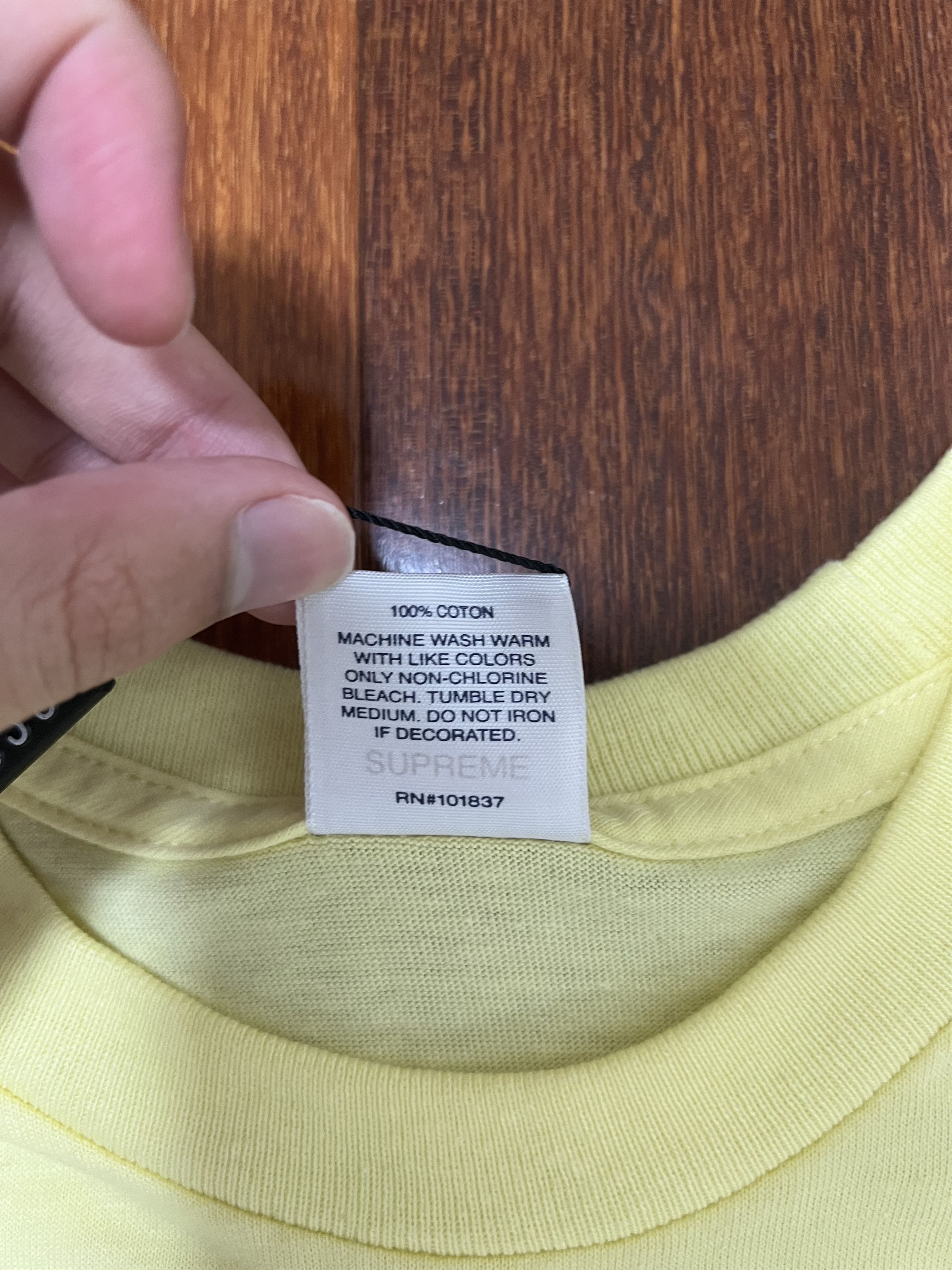 Supreme 💚 FW18 Supreme Pale Yellow Eternal Tee Large NEW Size US L / EU 52-54 / 3 - 6 Thumbnail