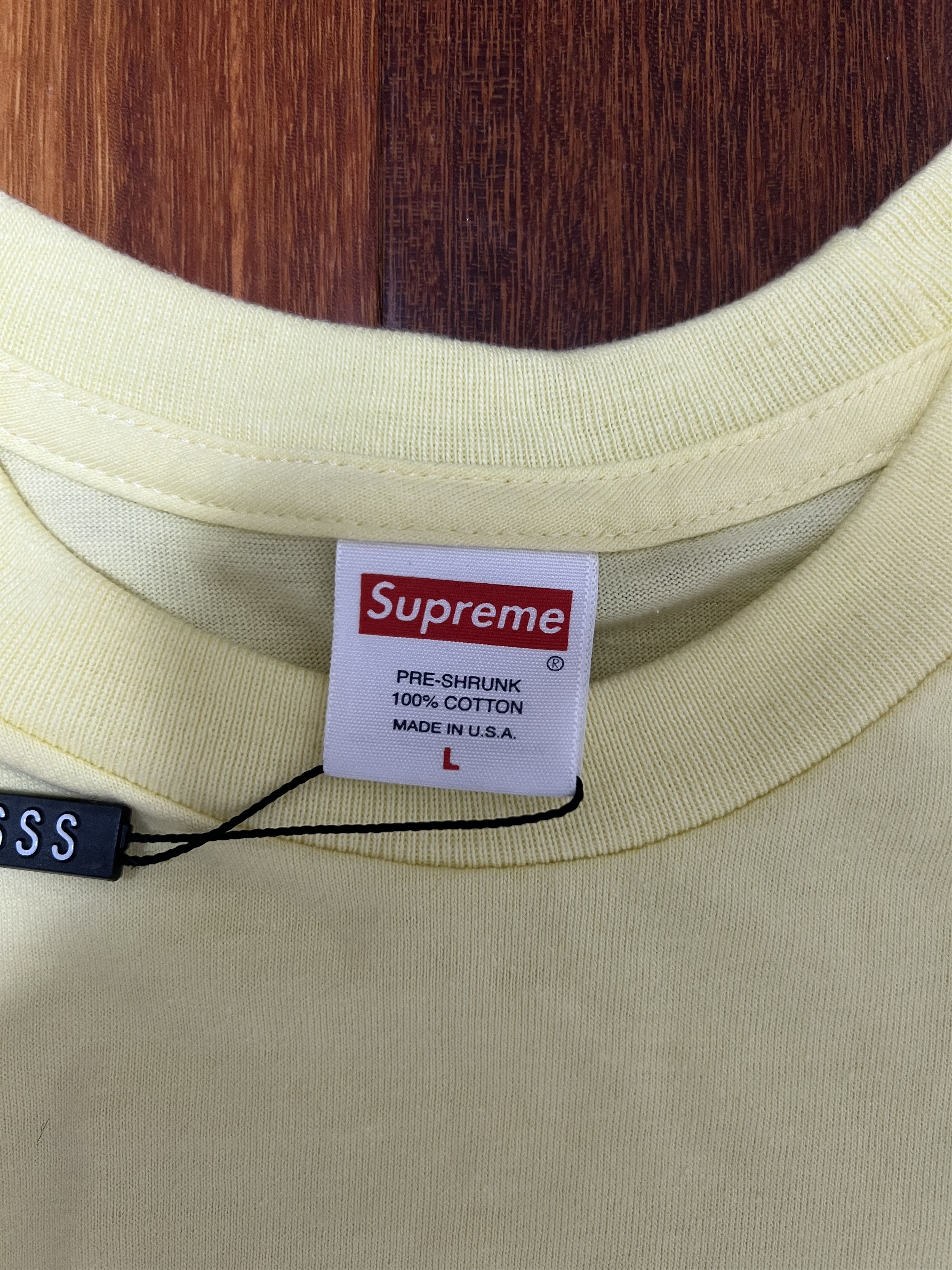 Supreme 💚 FW18 Supreme Pale Yellow Eternal Tee Large NEW Size US L / EU 52-54 / 3 - 5 Thumbnail