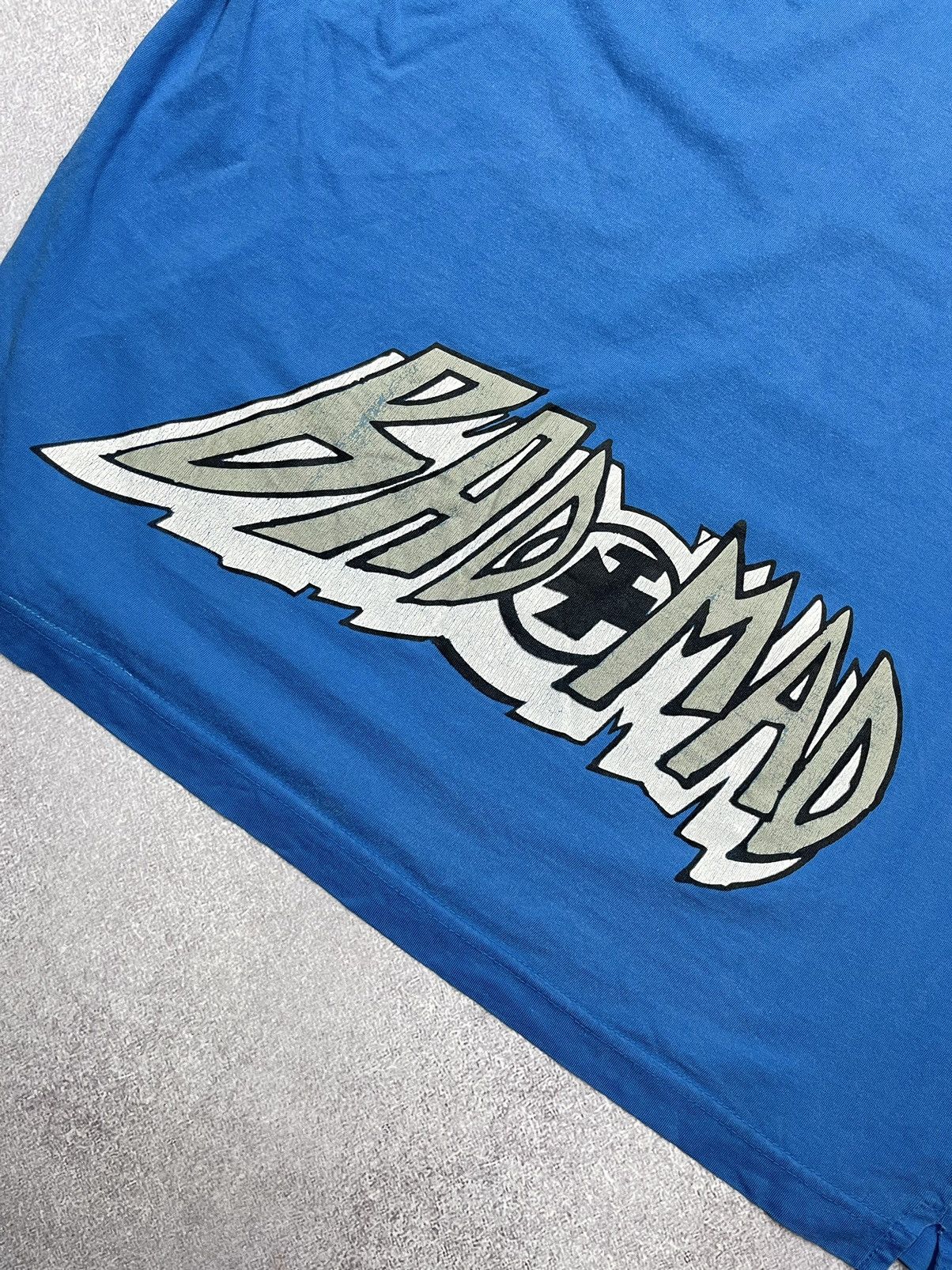Other Rare Vintage Bad Mad T Shirt Hard Wear Y2K Size US XL / EU 56 / 4 - 4 Thumbnail