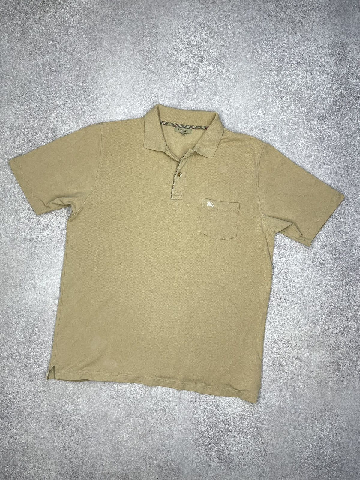 Burberry Vintage Burberry Polo Beige Y2K Size L Size US L / EU 52-54 / 3 - 1 Thumbnail