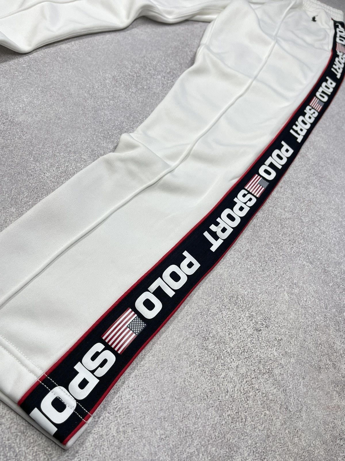 Polo Ralph Lauren × Ralph Lauren Sport × Rugby Ralph Lauren New Polo Sport Ralph Lauren Sweatpants White Lampas Women Size 24" / US 00 / IT 34 - 7 Thumbnail