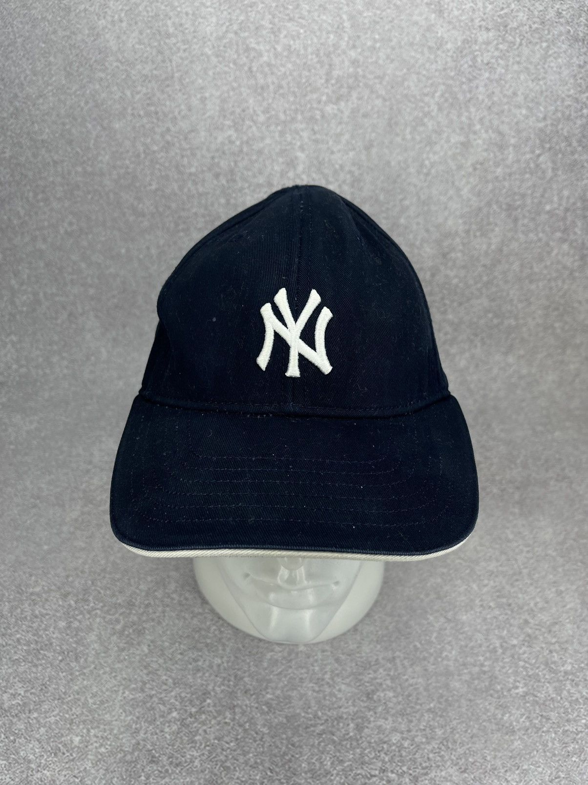 New York Yankees Vintage New York Yankees Cap Hat Y2K Size ONE SIZE - 2 Thumbnail