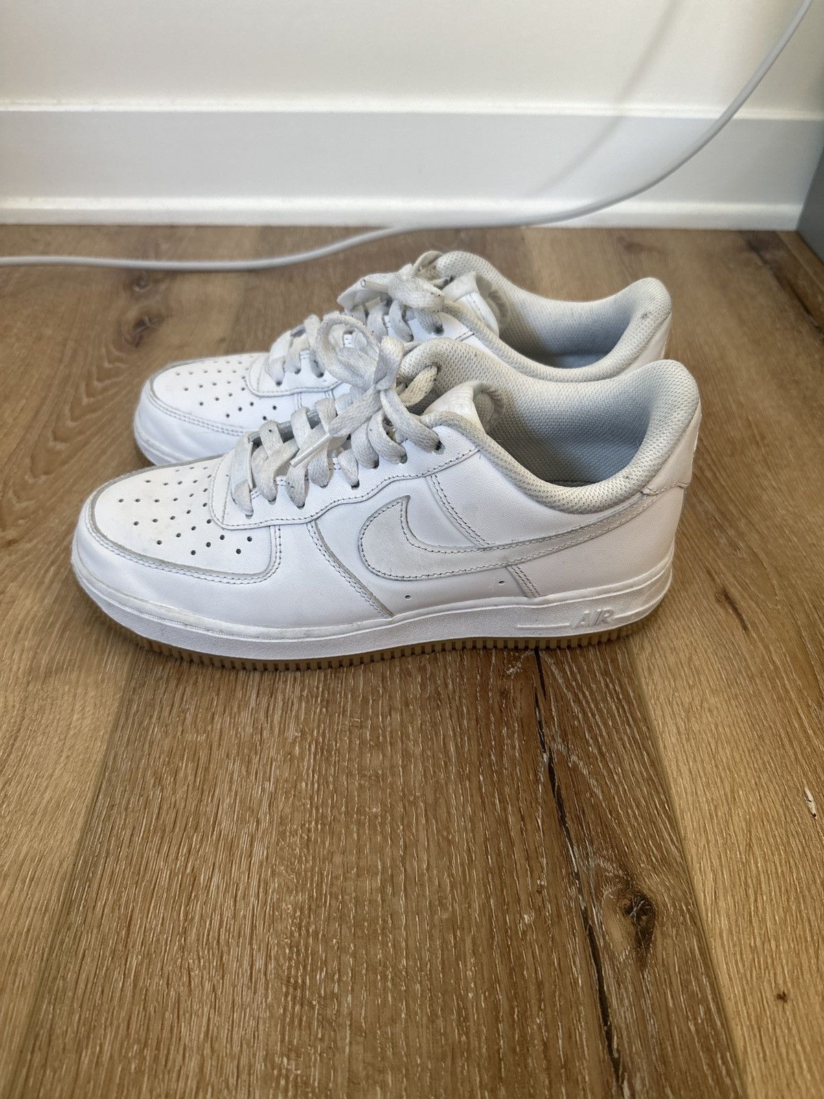 white air force 1 black check gum bottom