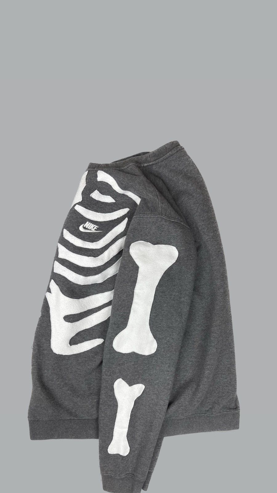 Nike × Vintage Free shipping• nike skeleton skull ☠️ custom rare sweatshirt Size US L / EU 52-54 / 3 - 4 Thumbnail