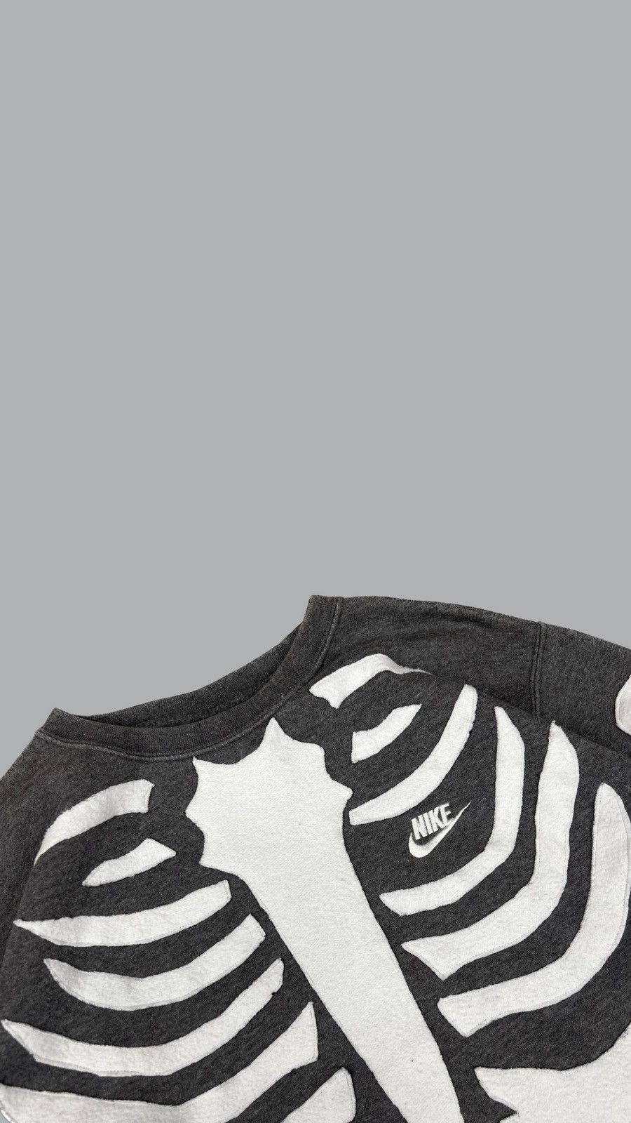 Nike × Vintage Free shipping• nike skeleton skull ☠️ custom rare sweatshirt Size US L / EU 52-54 / 3 - 5 Thumbnail