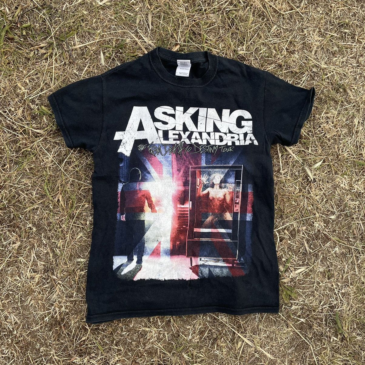 Vintage Vintage Y2K Asking Alexandria Graphic Tee Band Grunge Boxy S Size US S / EU 44-46 / 1 - 1 Thumbnail