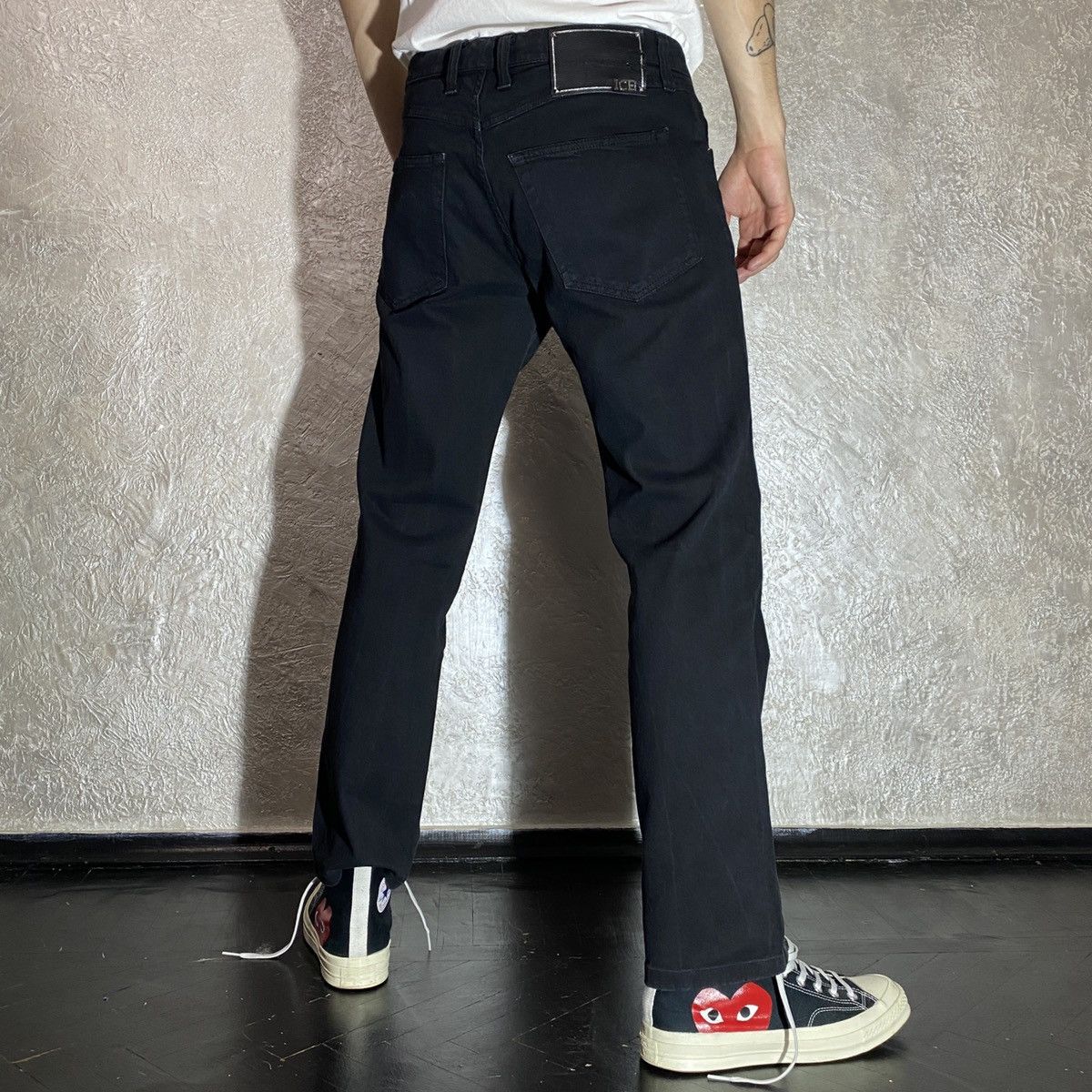 Iceberg Iceberg Vintage Black Cropped Denim Jeans Slim Washed Pants