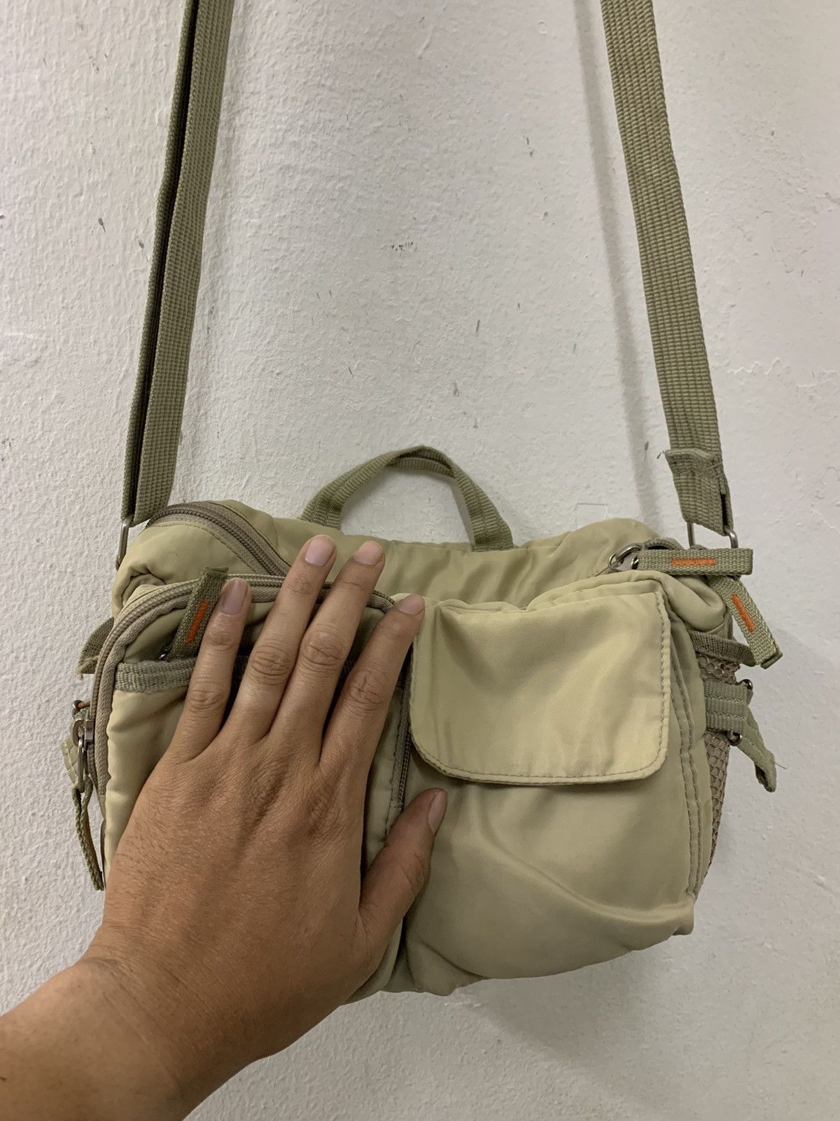 Japanese Brand Sling Bag Nylon Faded Olive Size ONE SIZE - 7 Thumbnail
