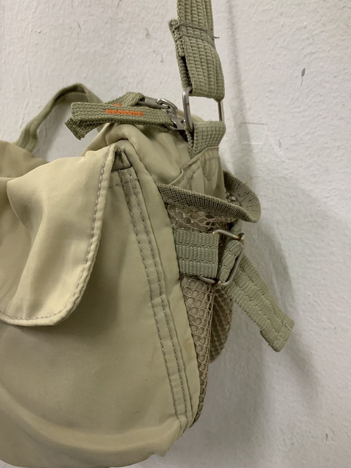 Japanese Brand Sling Bag Nylon Faded Olive Size ONE SIZE - 5 Thumbnail