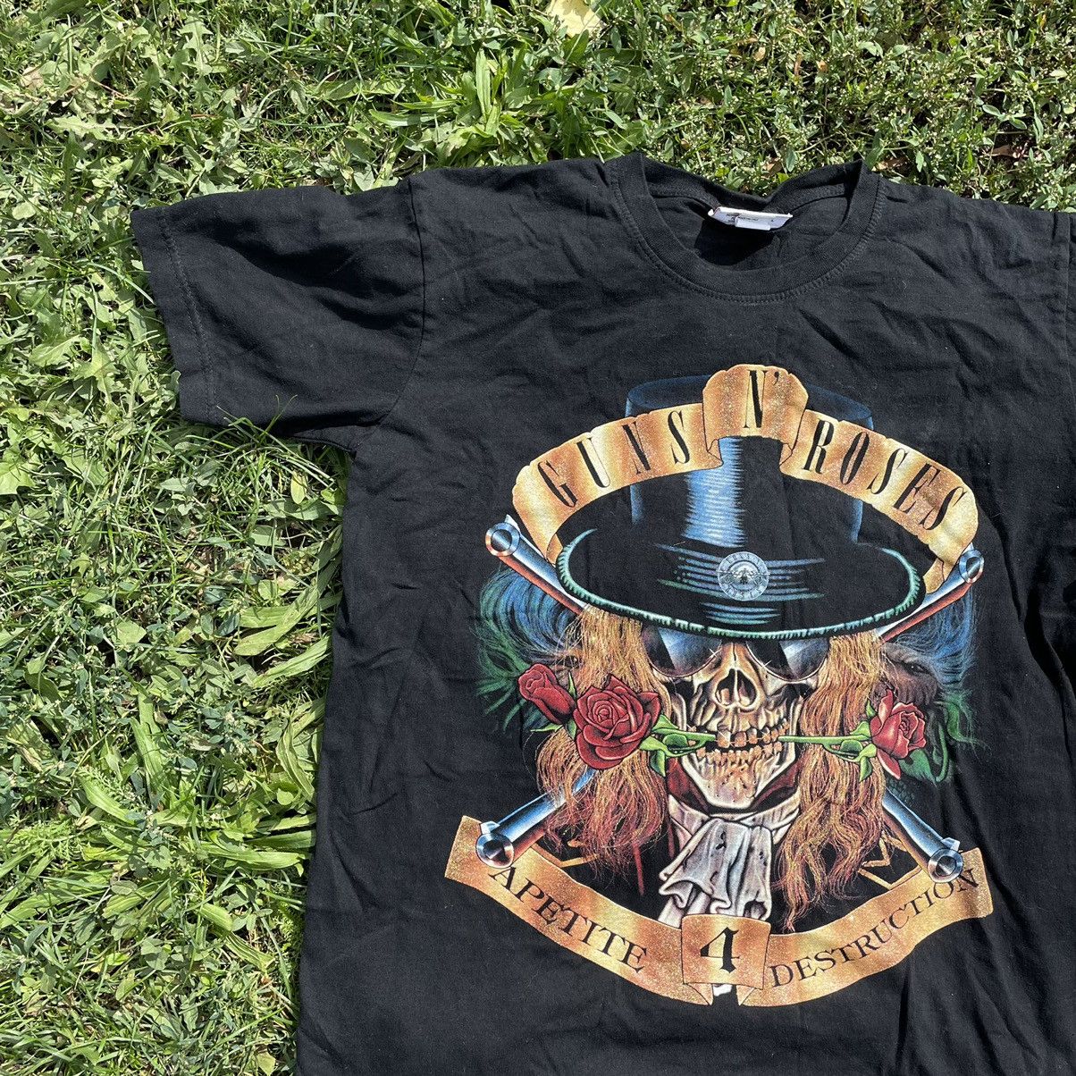 Vintage Vintage 90s Guns N Roses Sun Faded Graphic Band Tee Skate M Size US M / EU 48-50 / 2 - 2 Thumbnail
