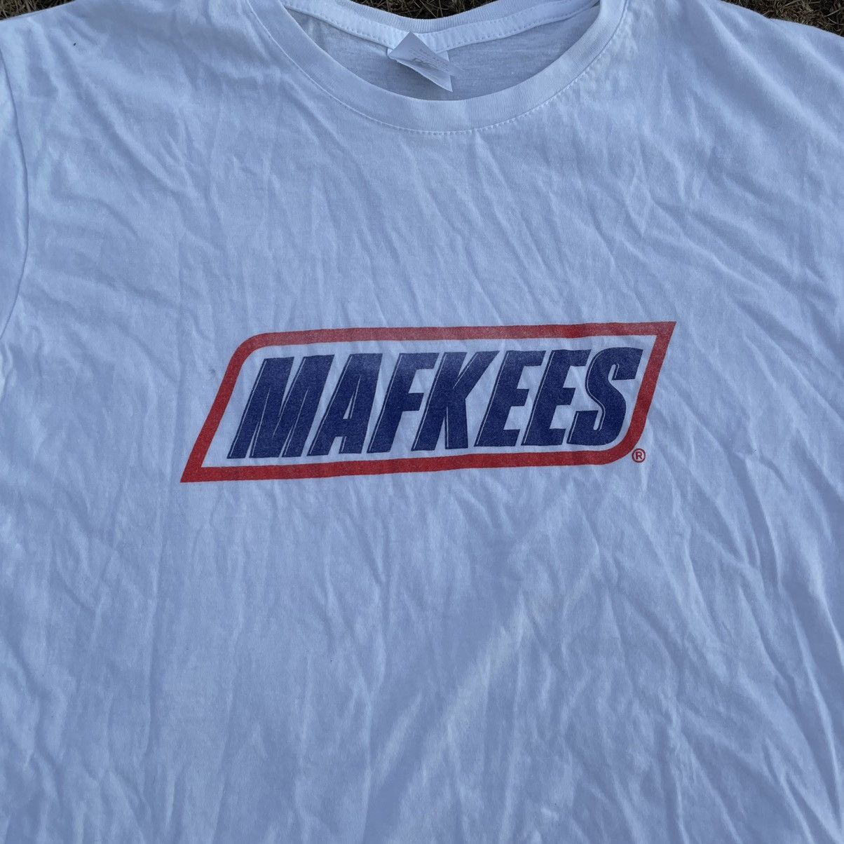 Vintage Vintage Y2K Mafkees Sun Faded Graphic Tee Streetwear Slim M Size US M / EU 48-50 / 2 - 4 Thumbnail