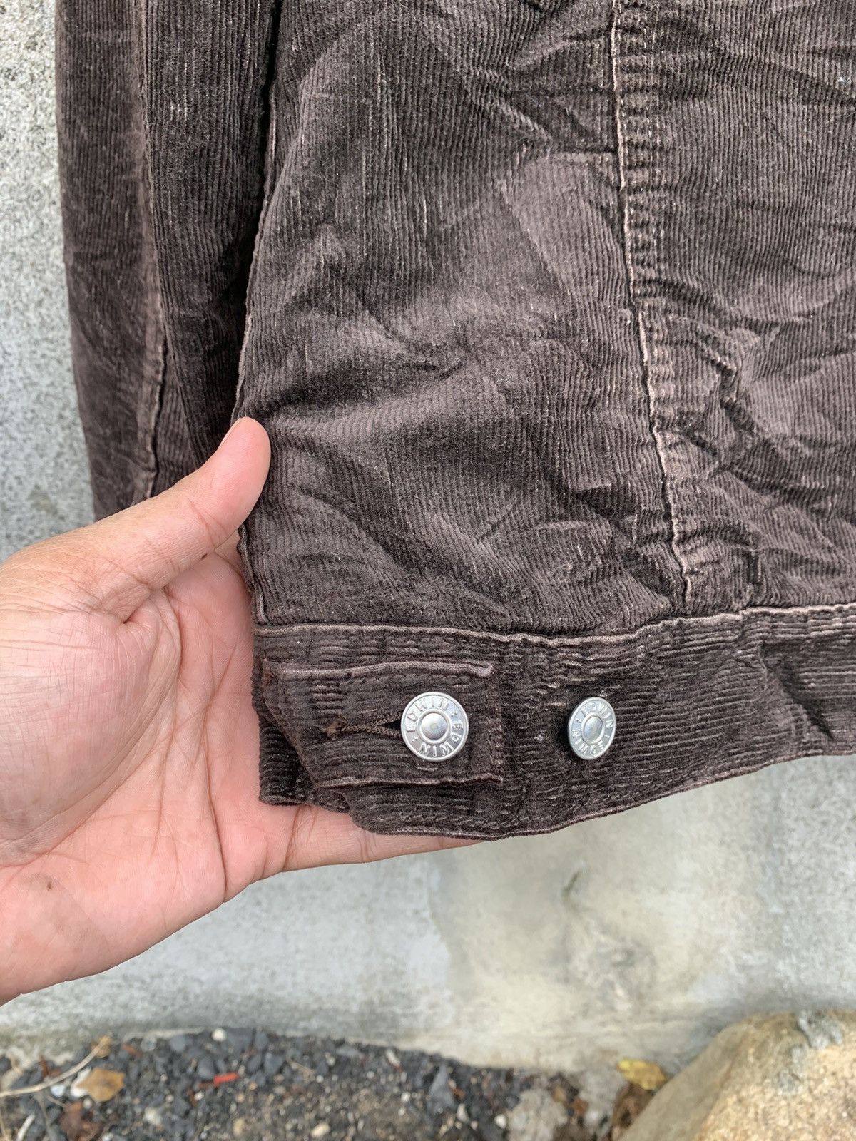 Edwin × Japanese Brand VINTAGE EDWIN COLDUROY TRUCKER JACKET FAUX FUR LINING Size US M / EU 48-50 / 2 - 8 Thumbnail