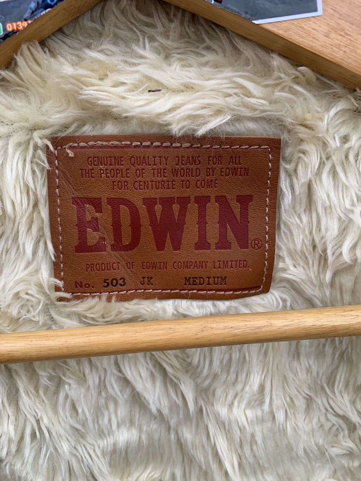 Edwin × Japanese Brand VINTAGE EDWIN COLDUROY TRUCKER JACKET FAUX FUR LINING Size US M / EU 48-50 / 2 - 9 Thumbnail