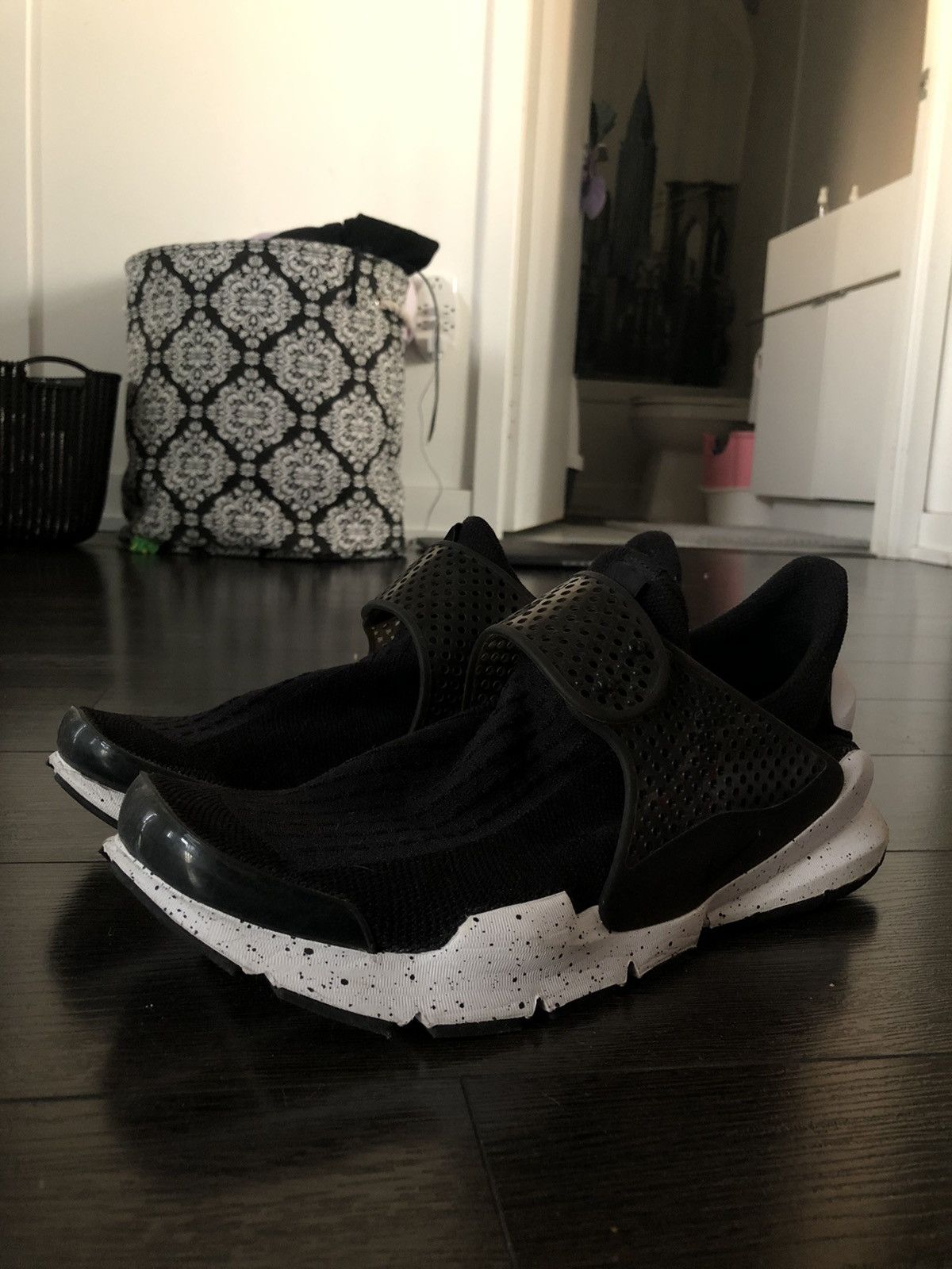 Nike Sock Dart SE Black 2016 Size US 9 / EU 42 - 1 Thumbnail