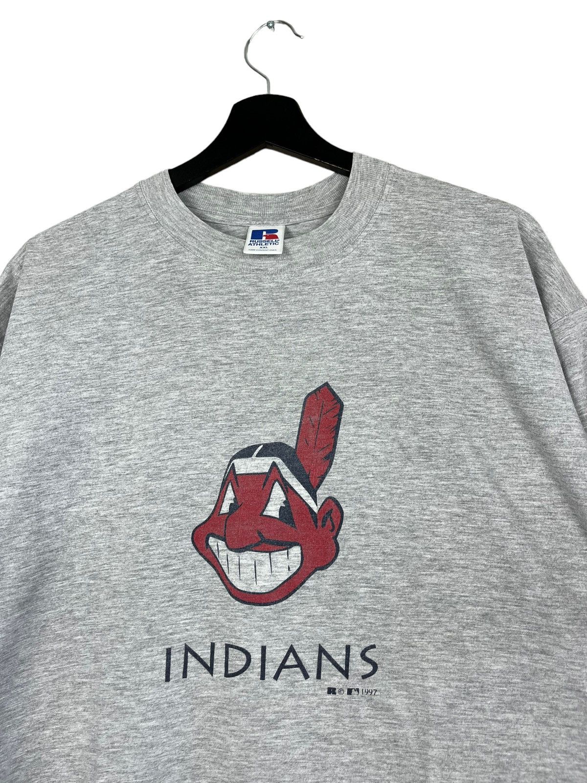 MLB × Russell Athletic × Vintage Vintage MLB Indians 1997 Russell Authletic T-shirt XXL Size US XXL / EU 58 / 5 - 2 Thumbnail