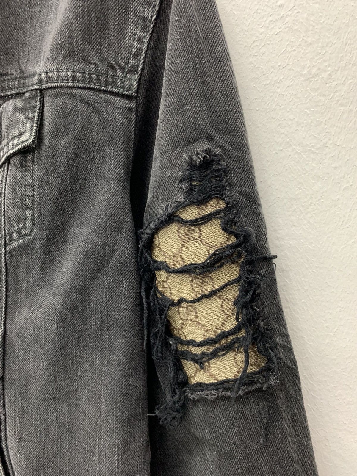 Other 1 of 1 Louis Vuitton & Gucci Patched Distressed Denim Jacket Size US S / EU 44-46 / 1 - 6 Thumbnail