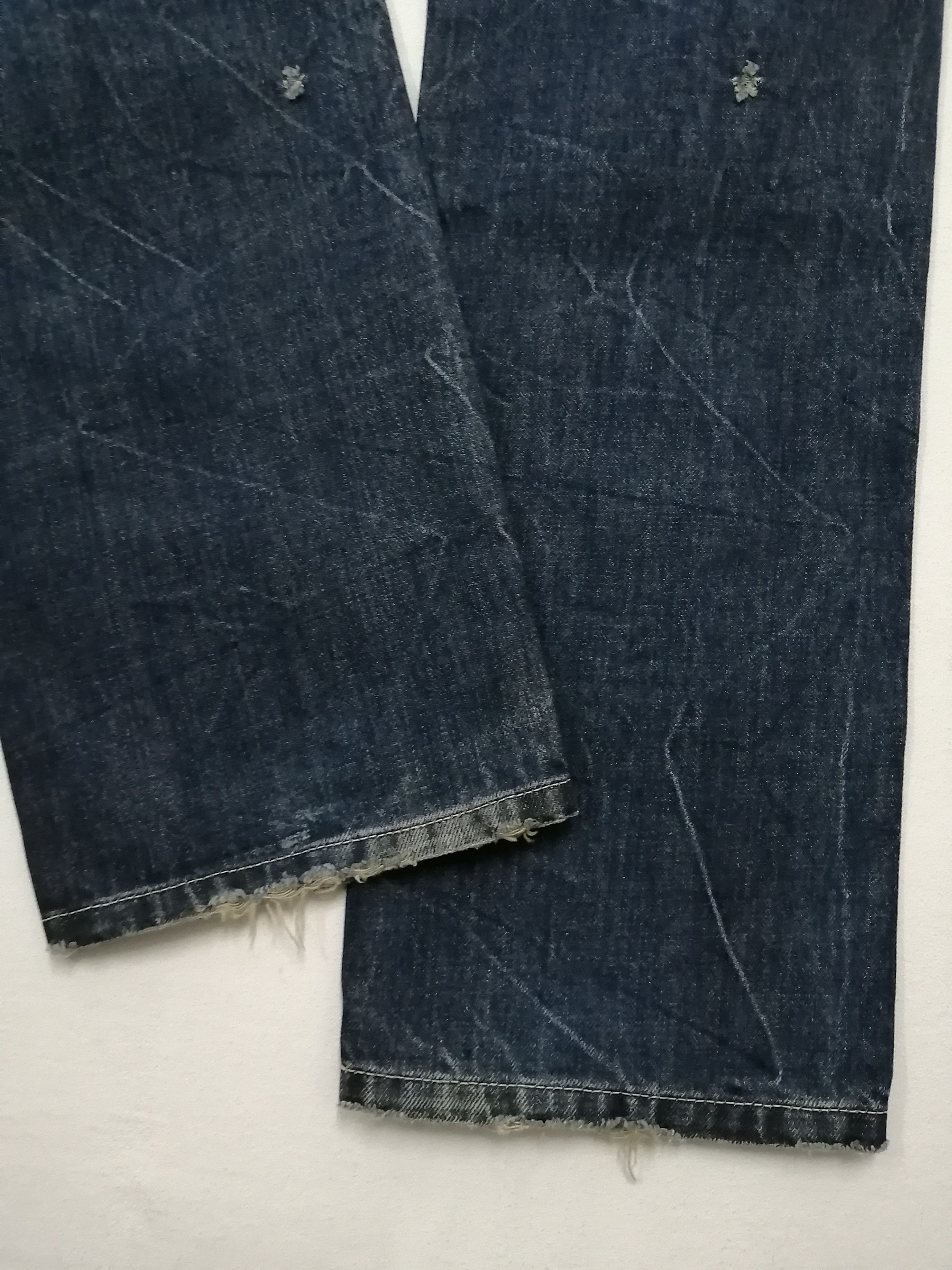 Japanese Brand Blue Blue Japan Zipper Style Design Distressed Jeans Size US 31 - 4 Thumbnail