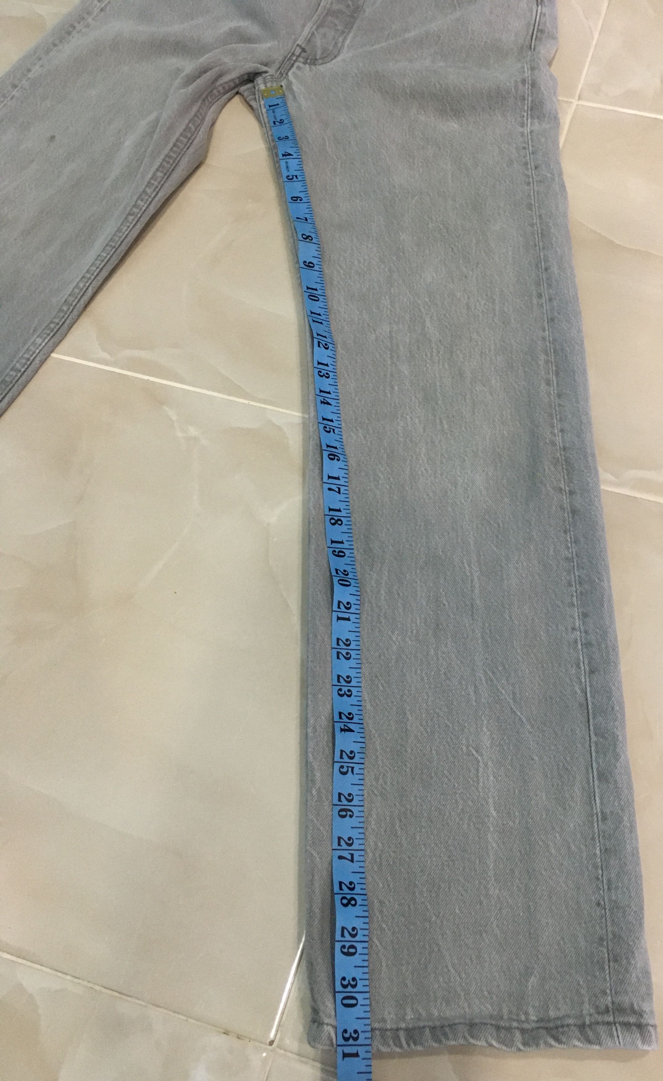 Levi's × Vintage 90s Vintage Levi's 501 Ash Grey Jeans Size US 31 - 9 Thumbnail