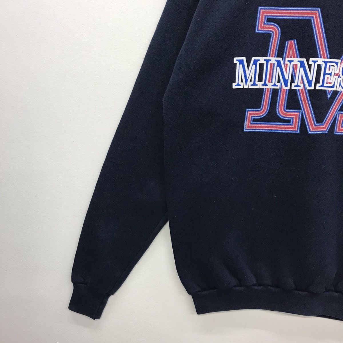 Tultex × Vintage Rare!! Vintage Tultex Minnesota Graphic Sweatshirt Size US L / EU 52-54 / 3 - 5 Thumbnail
