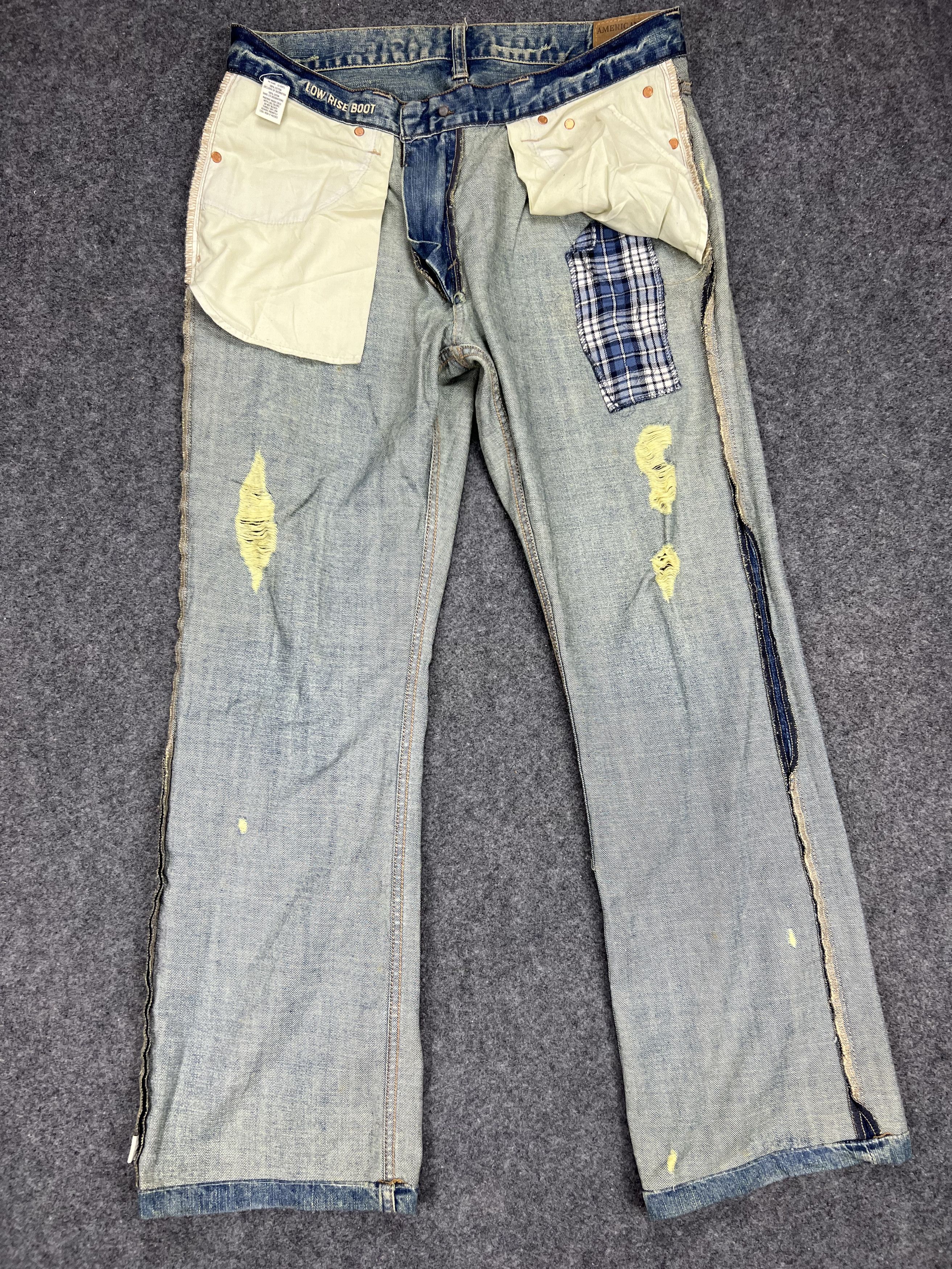 American Eagle Outfitters × Designer American Eagle Distressed Low Rise Ripped Size US 33 - 21 Thumbnail