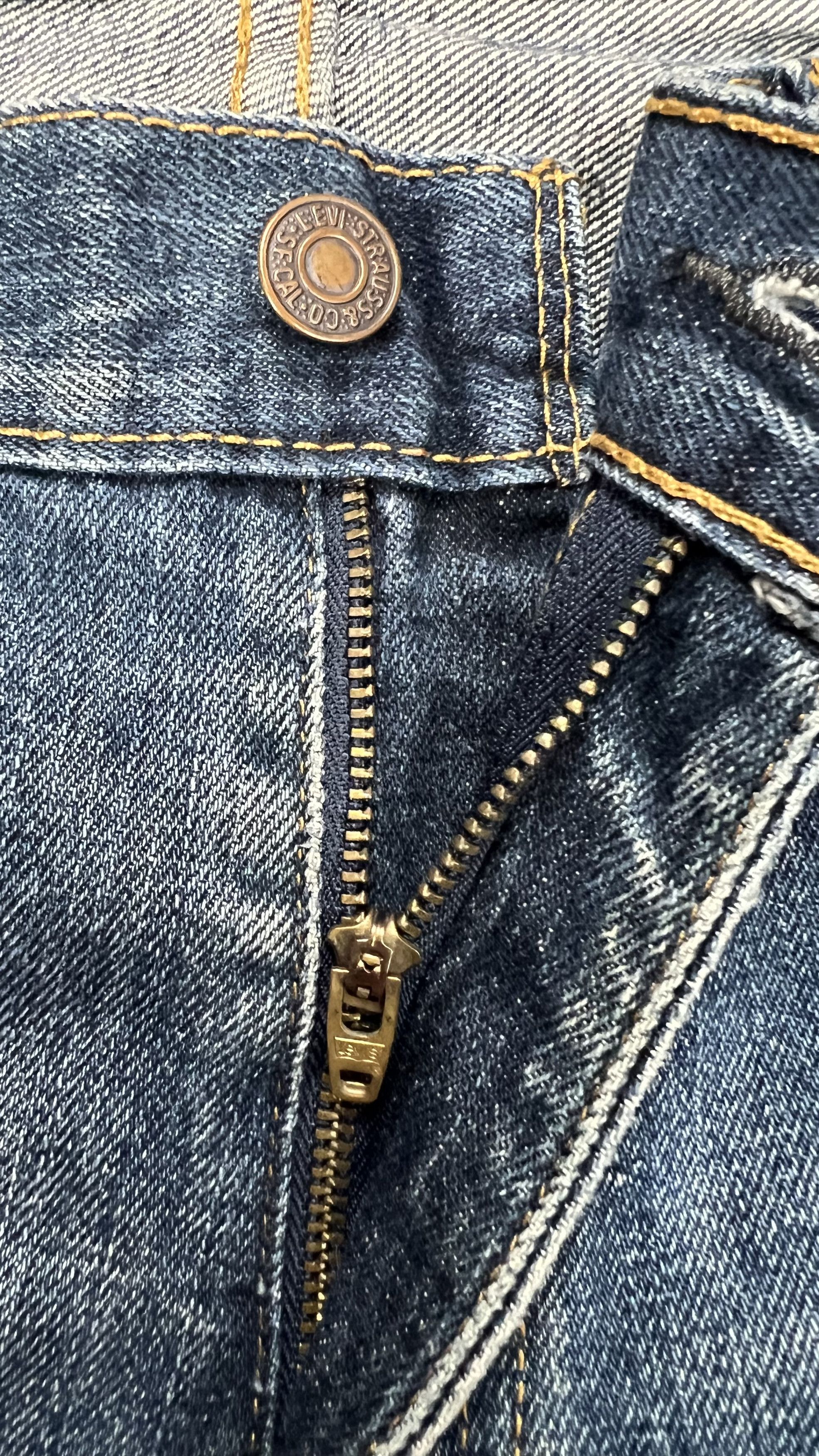 Levi's × Vintage Distressed Bootcut Levis 527 Jeans Size US 35 - 8 Thumbnail