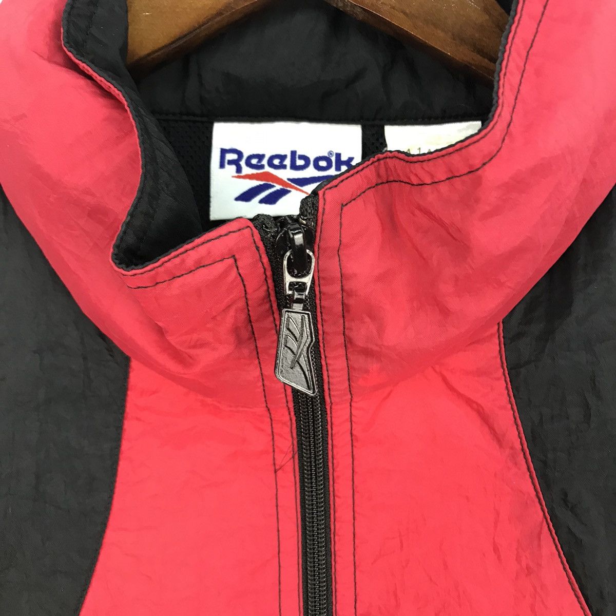 Reebok Vintage Reebok Windbreaker Jacket Size US M / EU 48-50 / 2 - 4 Thumbnail
