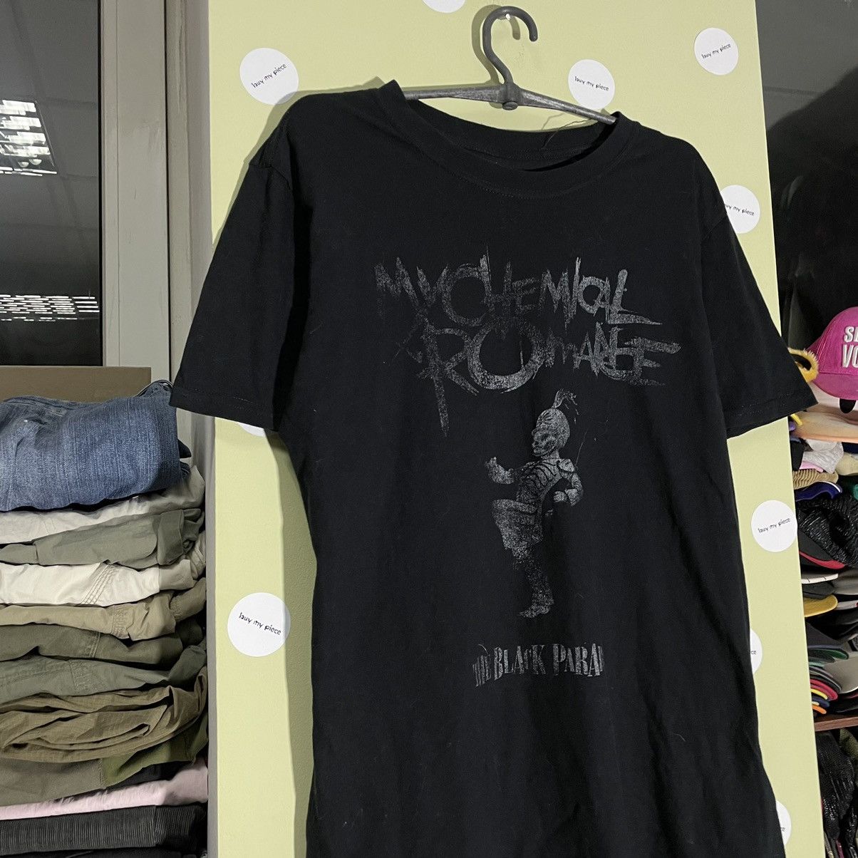 Vintage Vintage 90s Goth Graphic Tee Skull Print Faded Black Boxy M Size US M / EU 48-50 / 2 - 3 Thumbnail