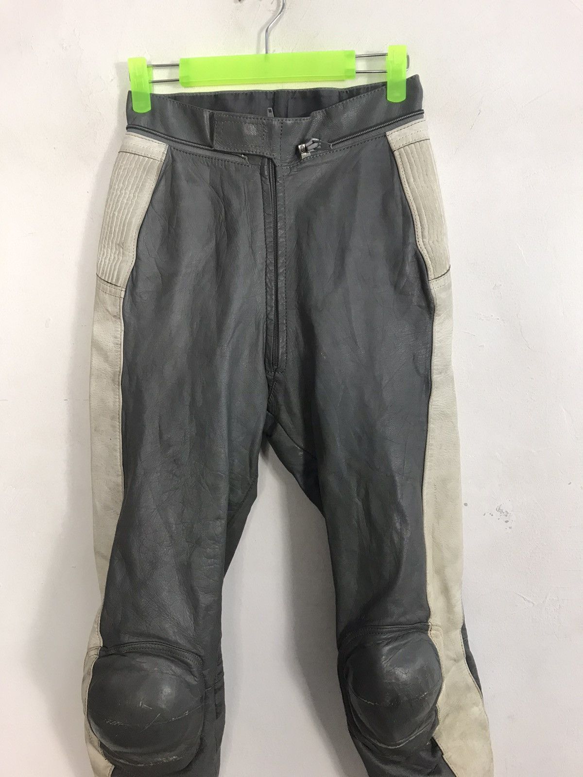 Genuine Leather × Vintage Top Rider Motorcycle Racing Leather Suit Pant With Guard Size US 26 / EU 42 - 3 Thumbnail