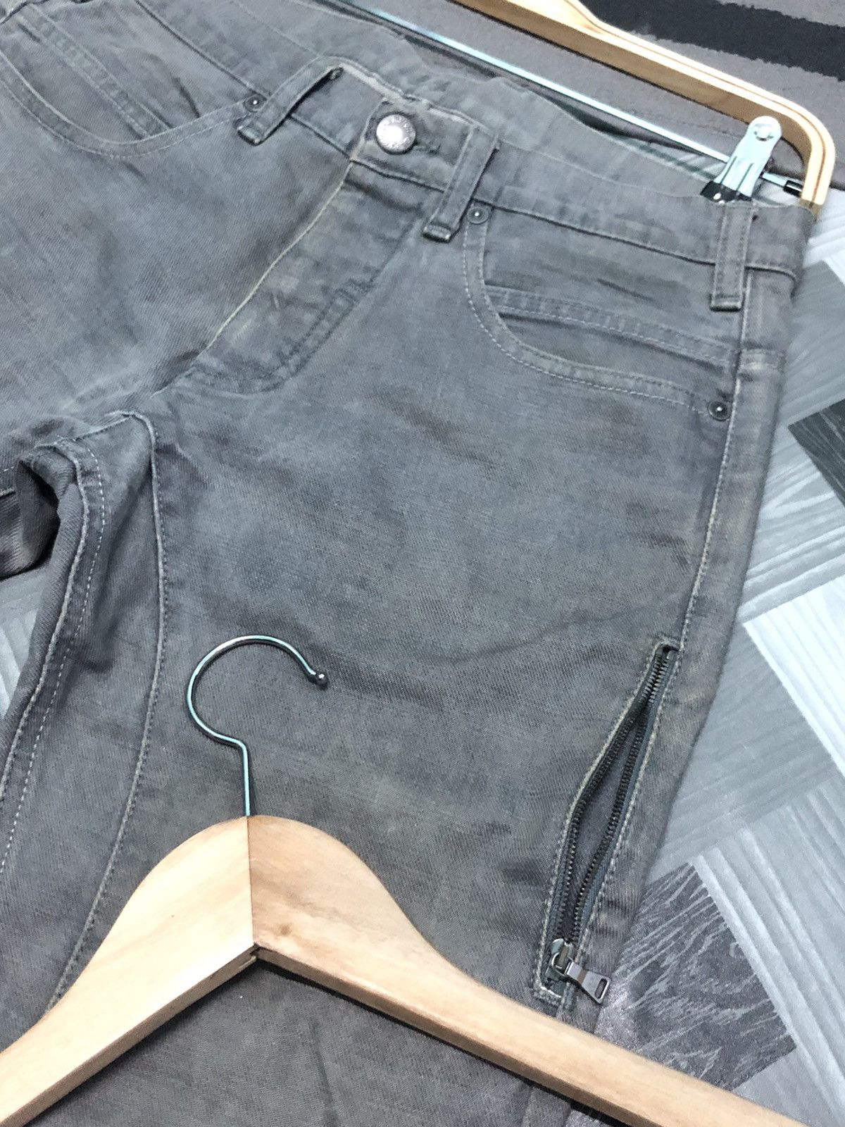 Designer × Neil Barrett × Vintage VINTAGE NEIL BARRET BUCKLE BACK DISTRESSED DENIM JEANS Size US 30 / EU 46 - 4 Thumbnail