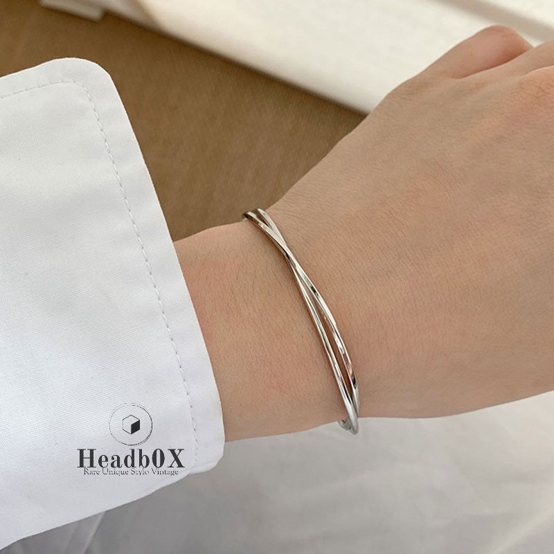 Jewelry Minimalist Cross Bangle Size ONE SIZE - 1 Thumbnail